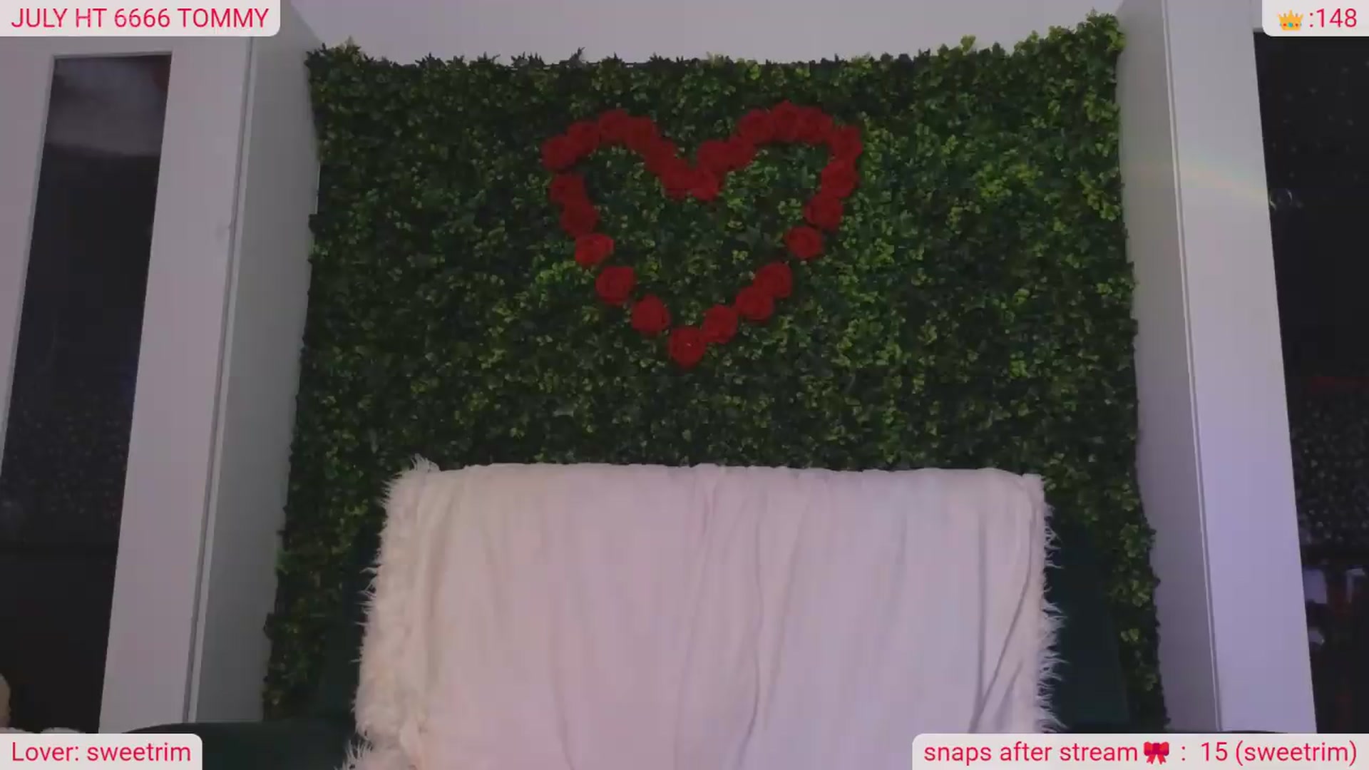 Gallery image thumbnail from DinasLibrary's myfreecams stream on, 07/24/2026, 04:22 image 19 of 20