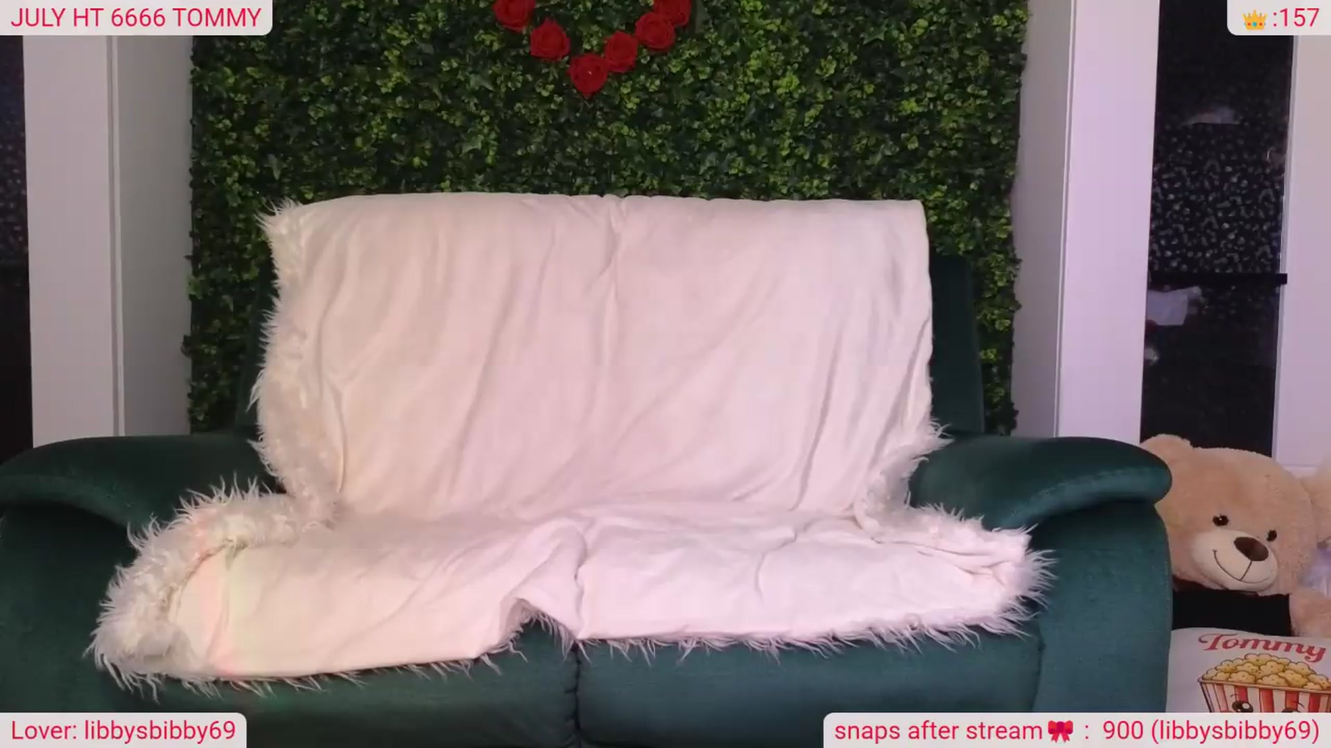Gallery image thumbnail from DinasLibrary's myfreecams stream on, 07/31/2026, 04:36 image 17 of 20