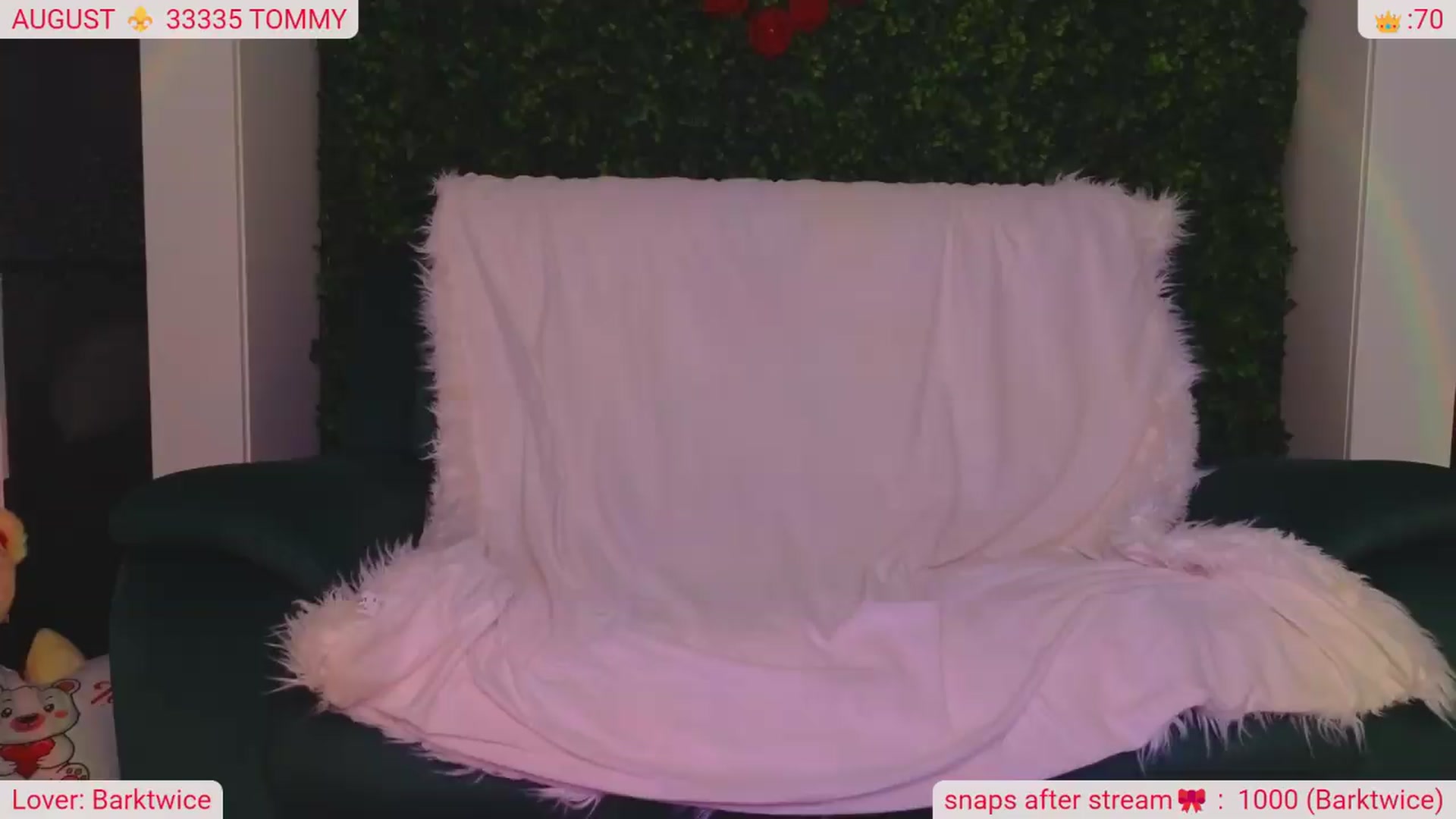 Gallery image thumbnail from DinasLibrary's myfreecams stream on, 08/28/2026, 07:23 image 7 of 20