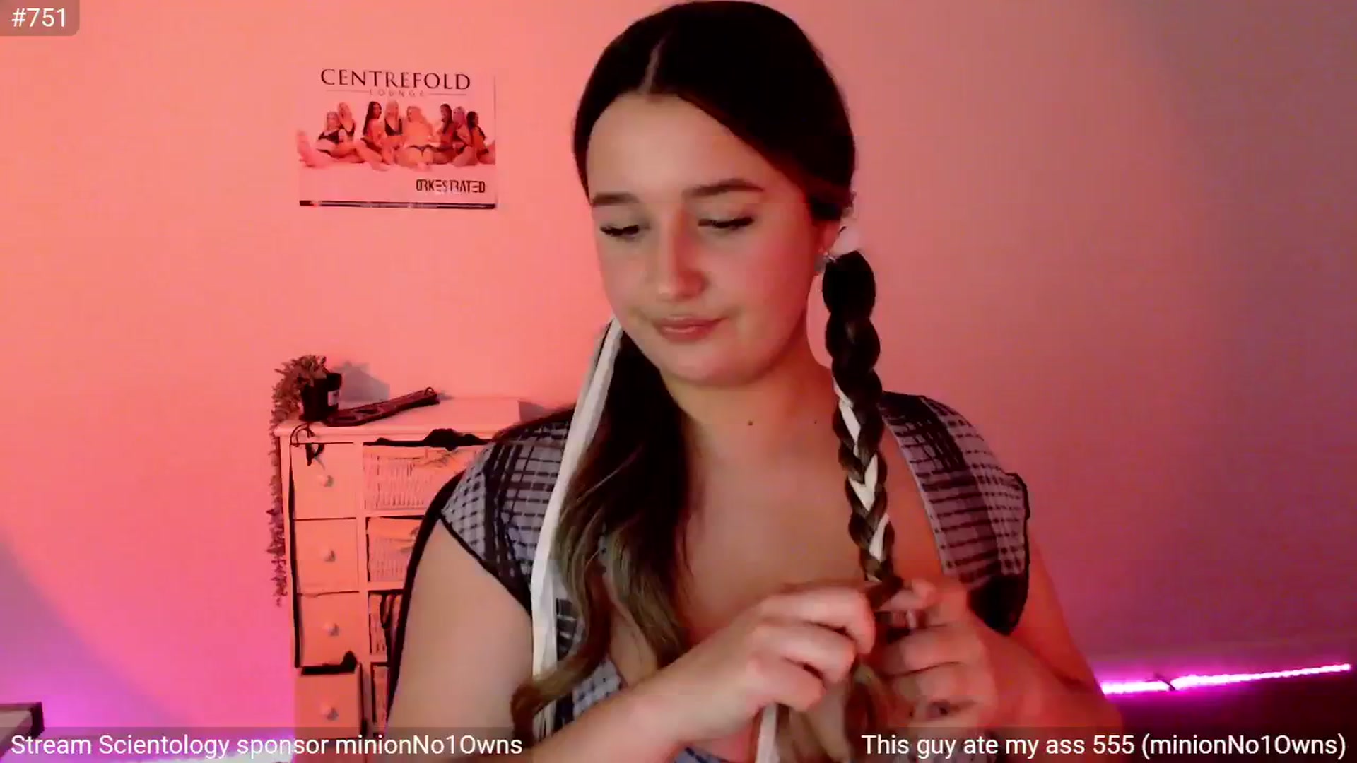 Gallery image thumbnail from DingusRoom's myfreecams stream on, 05/17/2024, 15:31 image 6 of 20
