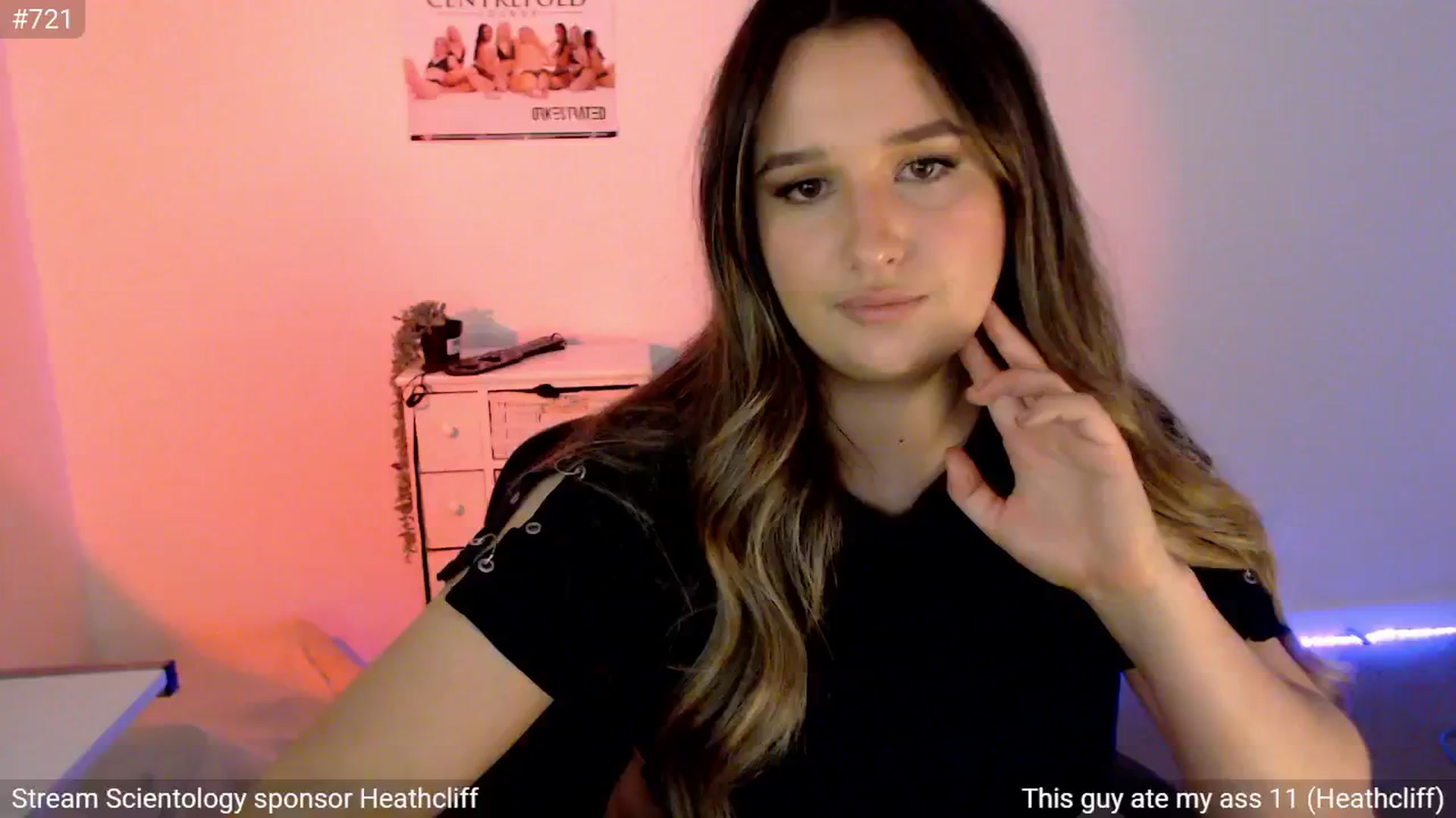 Gallery image thumbnail from DingusRoom's myfreecams stream on, 05/22/2024, 09:00 image 10 of 20