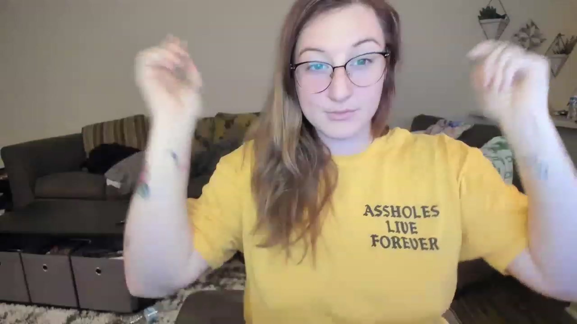 Gallery image thumbnail from DinoDarling's myfreecams stream on, 11/21/2022, 03:17 image 19 of 20