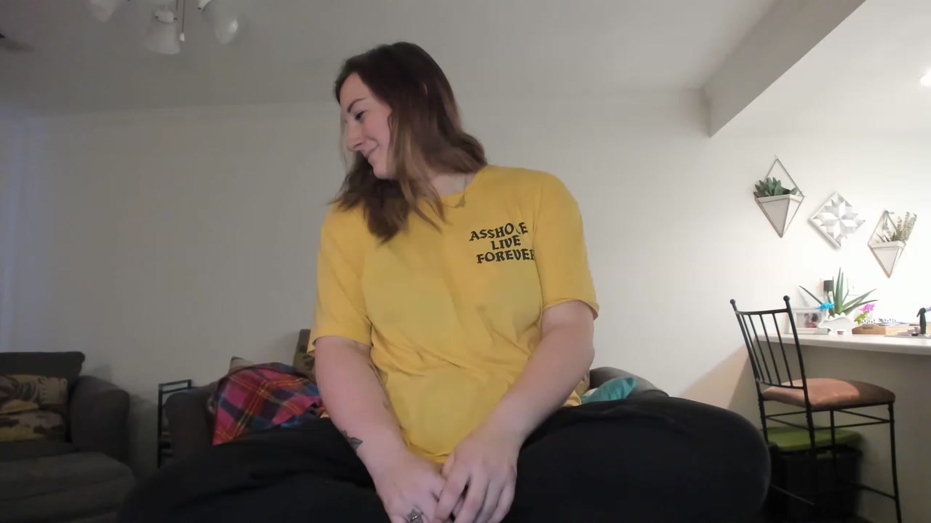 Gallery image thumbnail from DinoDarling's myfreecams stream on, 11/23/2022, 16:32 image 8 of 20