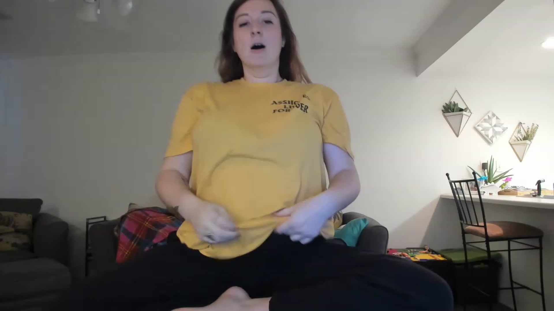 Gallery image thumbnail from DinoDarling's myfreecams stream on, 11/23/2022, 17:37 image 4 of 20