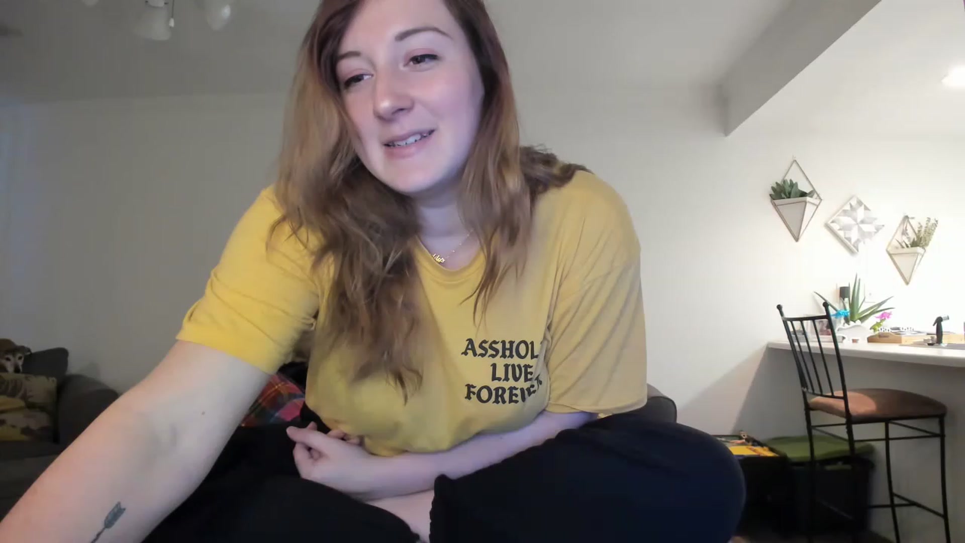 Gallery image thumbnail from DinoDarling's myfreecams stream on, 11/23/2022, 17:37 image 6 of 20