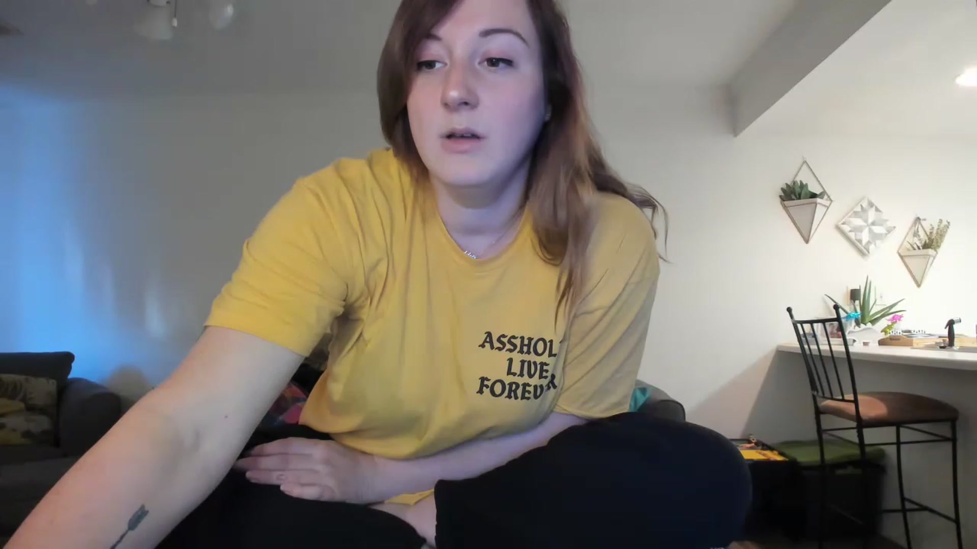 Gallery image thumbnail from DinoDarling's myfreecams stream on, 11/23/2022, 17:37 image 5 of 20