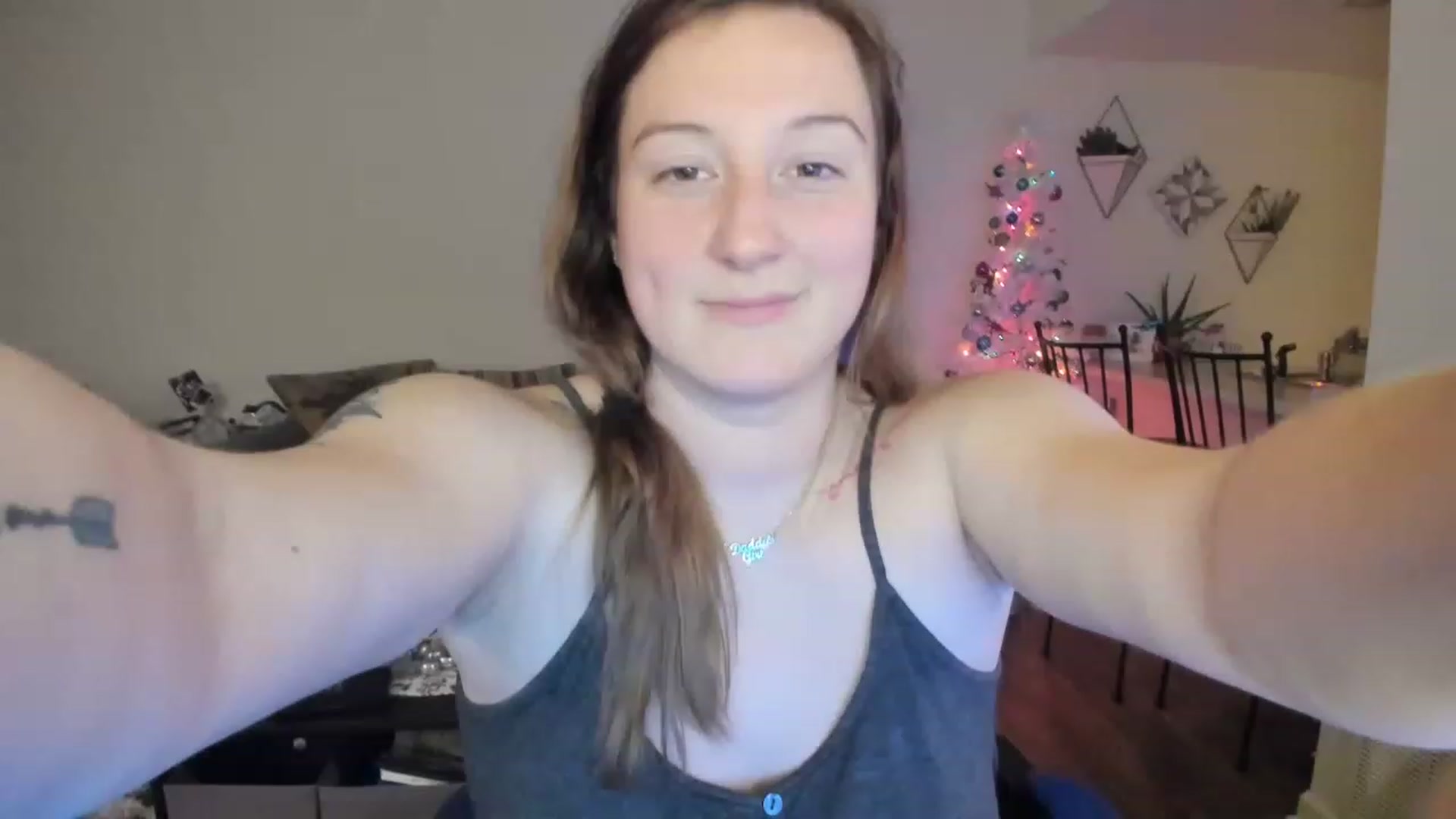 Gallery image thumbnail from DinoDarling's myfreecams stream on, 11/25/2022, 05:34 image 13 of 20
