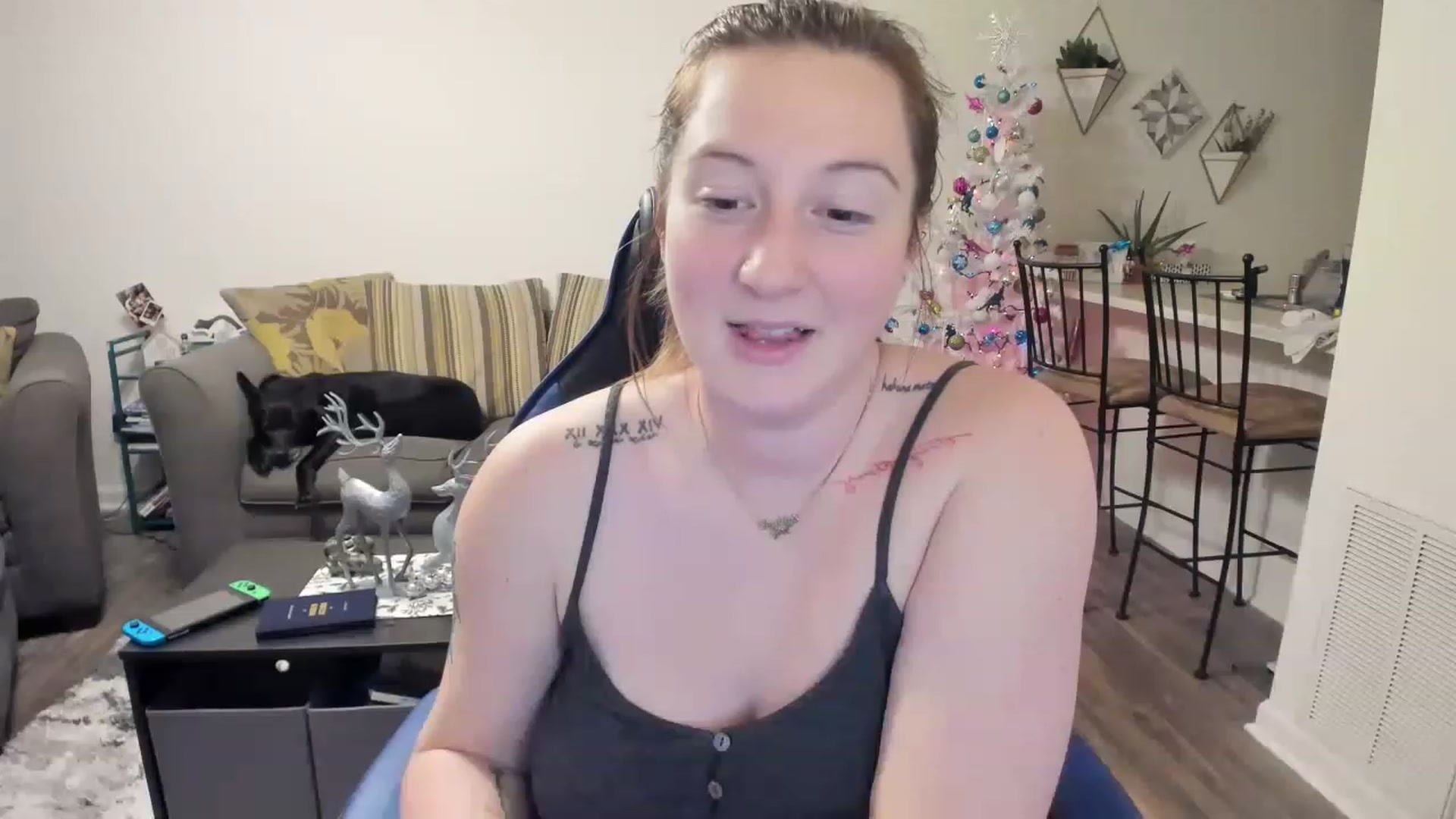 Gallery image thumbnail from DinoDarling's myfreecams stream on, 11/25/2022, 05:34 image 20 of 20