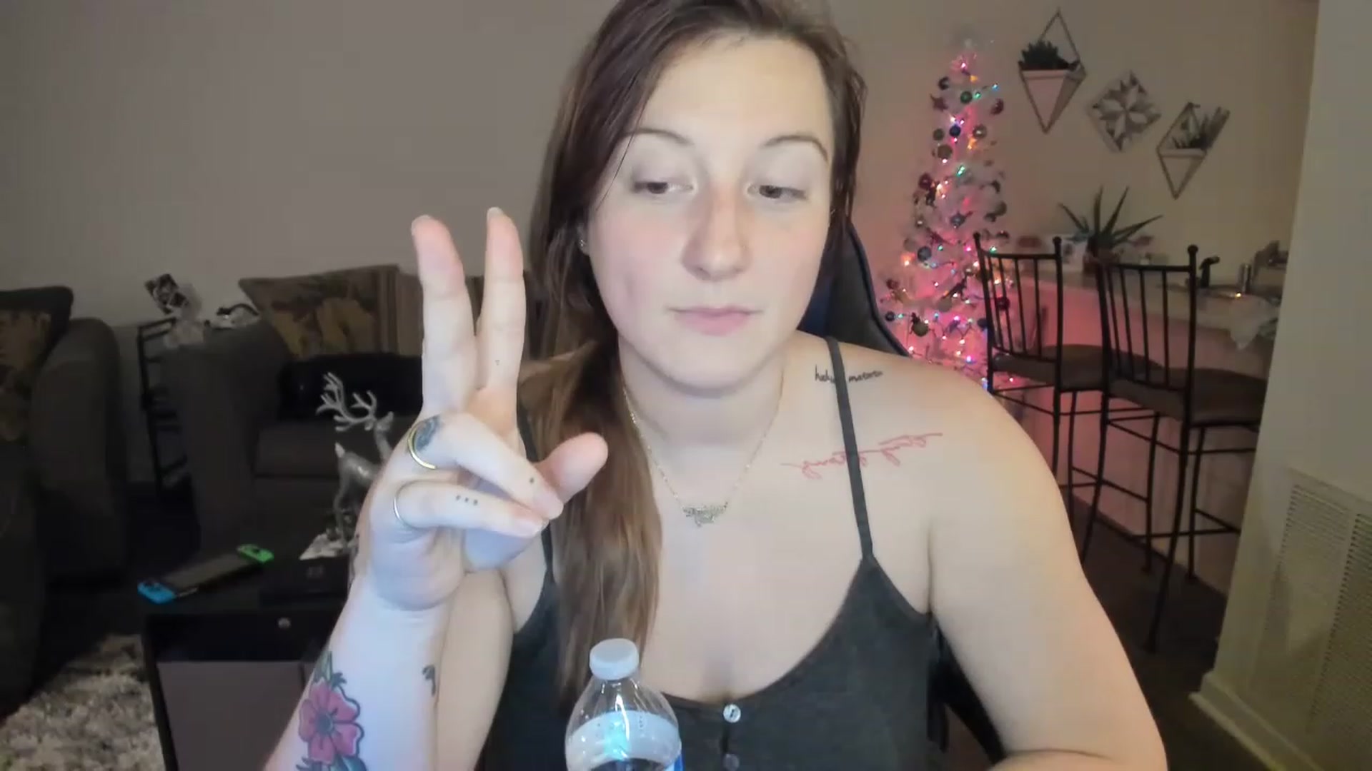 Gallery image thumbnail from DinoDarling's myfreecams stream on, 11/25/2022, 05:34 image 2 of 20