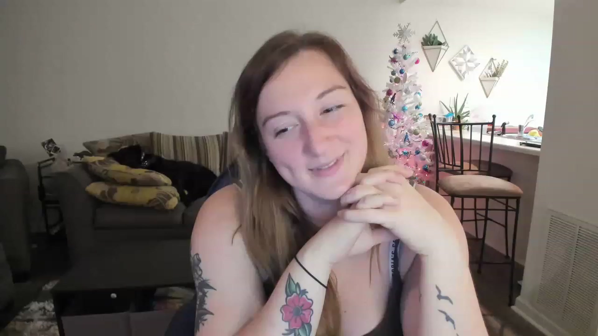 Gallery image thumbnail from DinoDarling's myfreecams stream on, 11/26/2022, 04:11 image 6 of 20