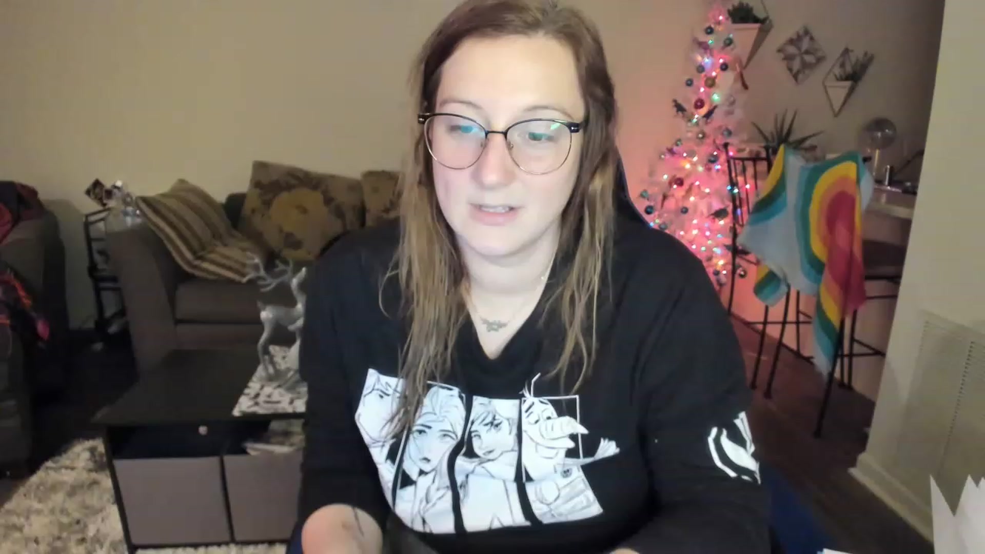 Gallery image thumbnail from DinoDarling's myfreecams stream on, 11/28/2022, 04:03 image 16 of 20