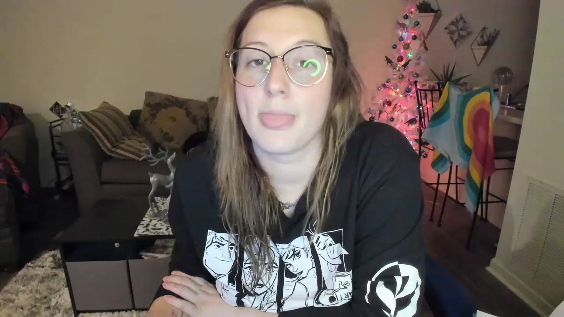 Gallery image thumbnail from DinoDarling's myfreecams stream on, 11/28/2022, 04:03 image 19 of 20
