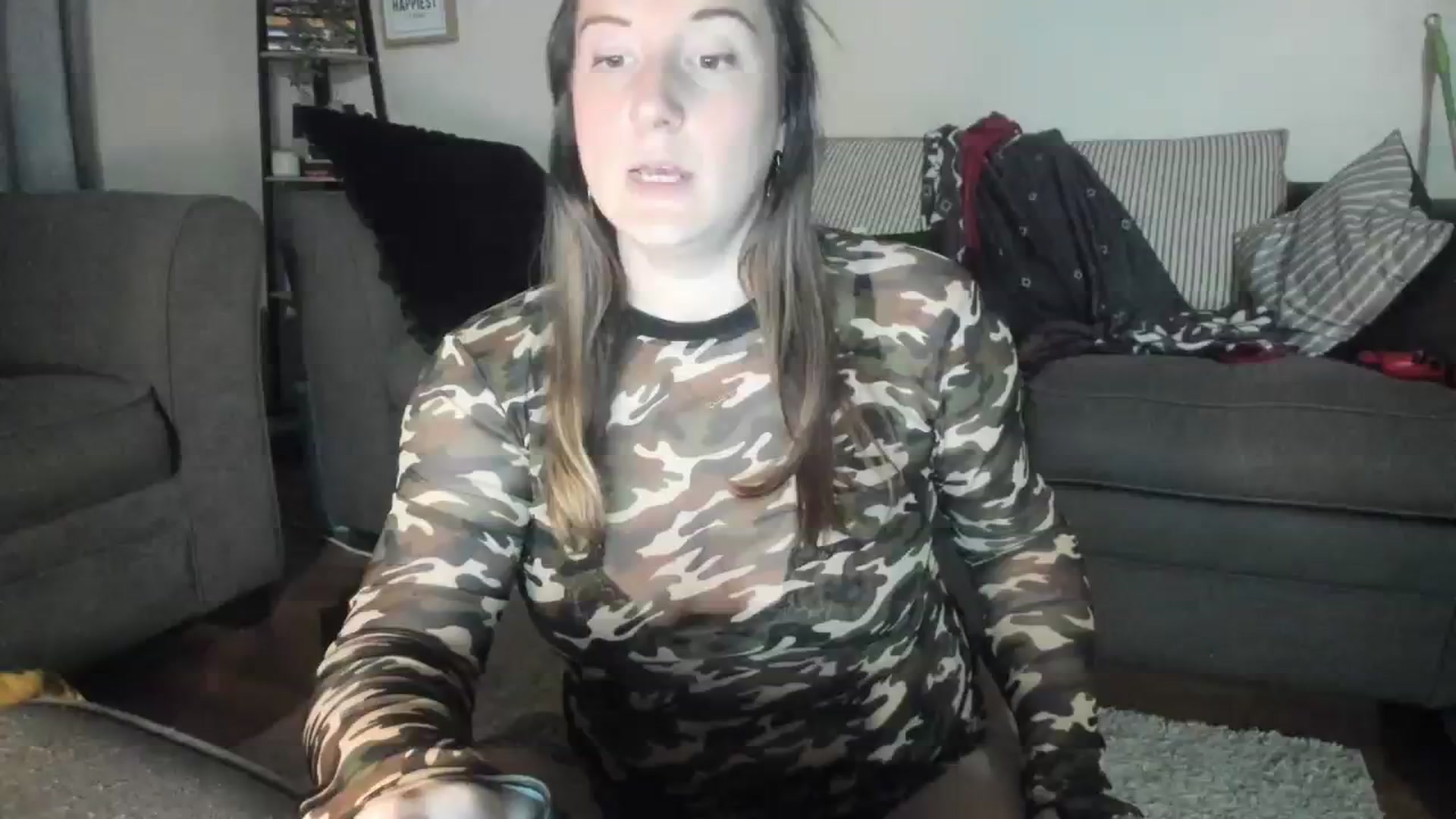 Gallery image thumbnail from DinoDarling's myfreecams stream on, 04/02/2024, 01:03 image 1 of 20