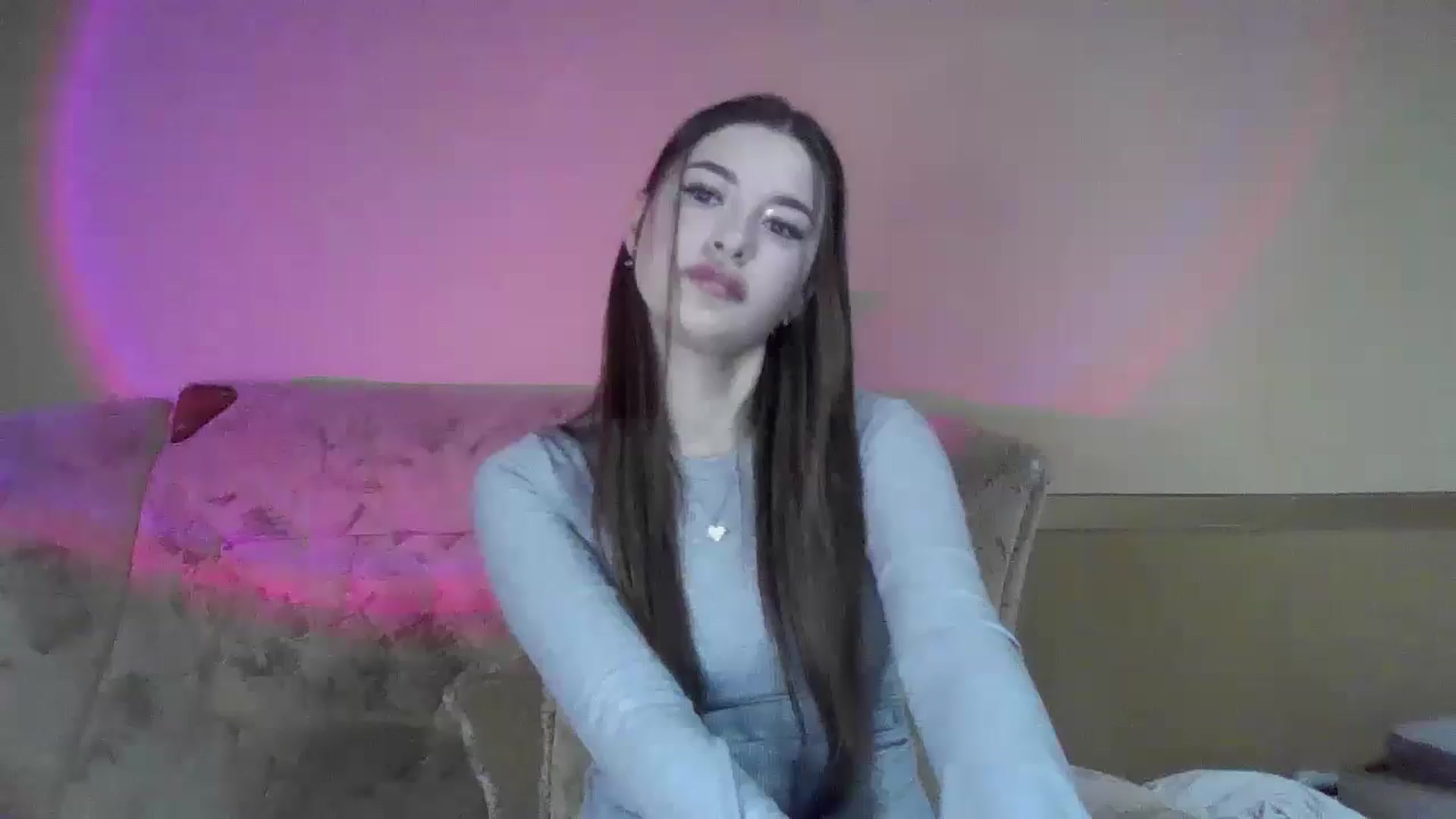 Gallery image thumbnail from DiscoGirl's myfreecams stream on, 09/28/2024, 16:34 image 12 of 20