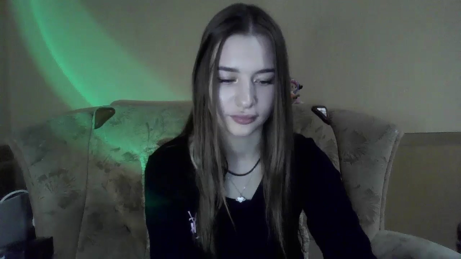 Gallery image thumbnail from DiscoGirl's myfreecams stream on, 10/03/2024, 19:56 image 4 of 20