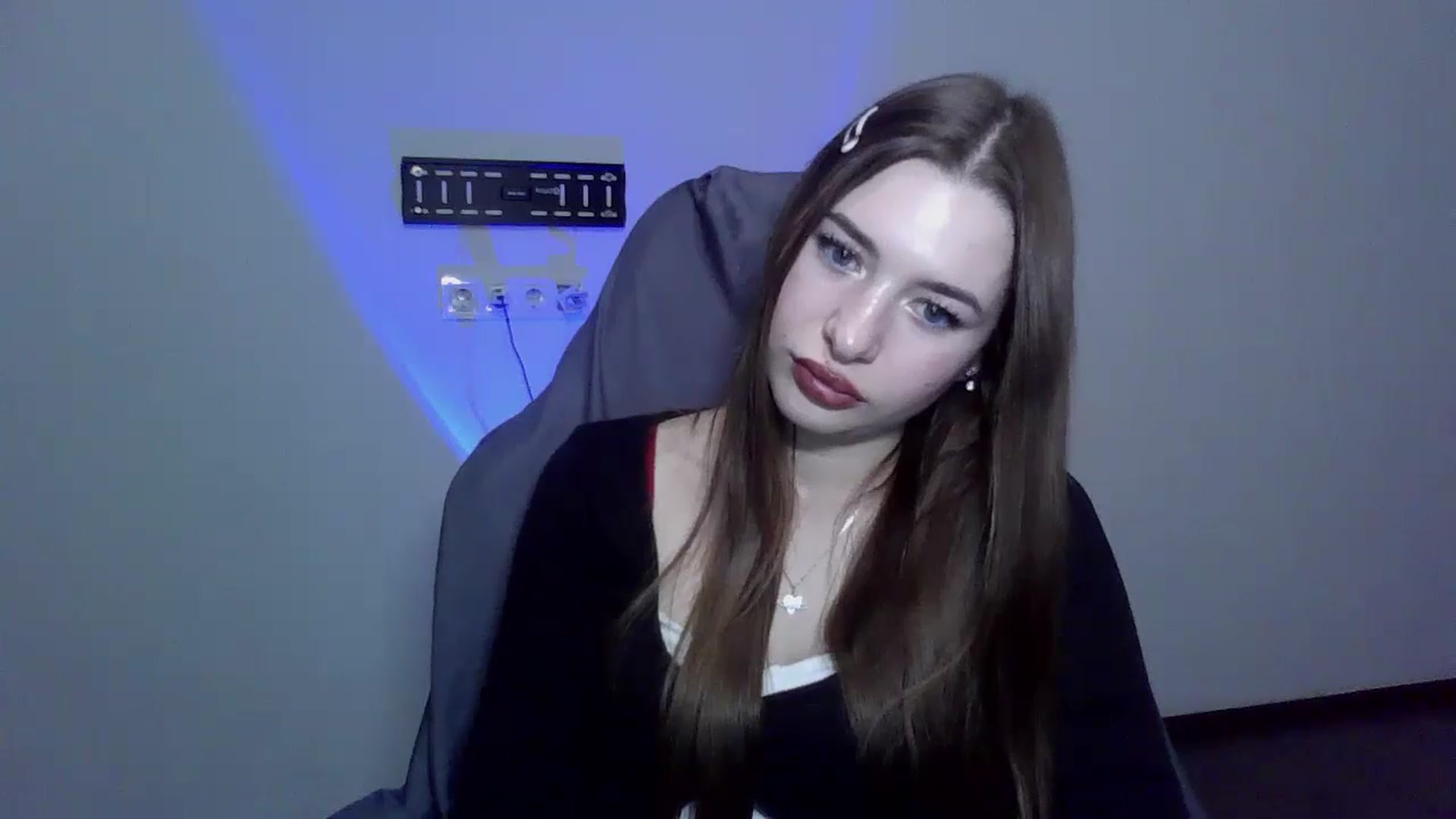 Gallery image thumbnail from DiscoGirl's myfreecams stream on, 10/06/2024, 17:55 image 13 of 20