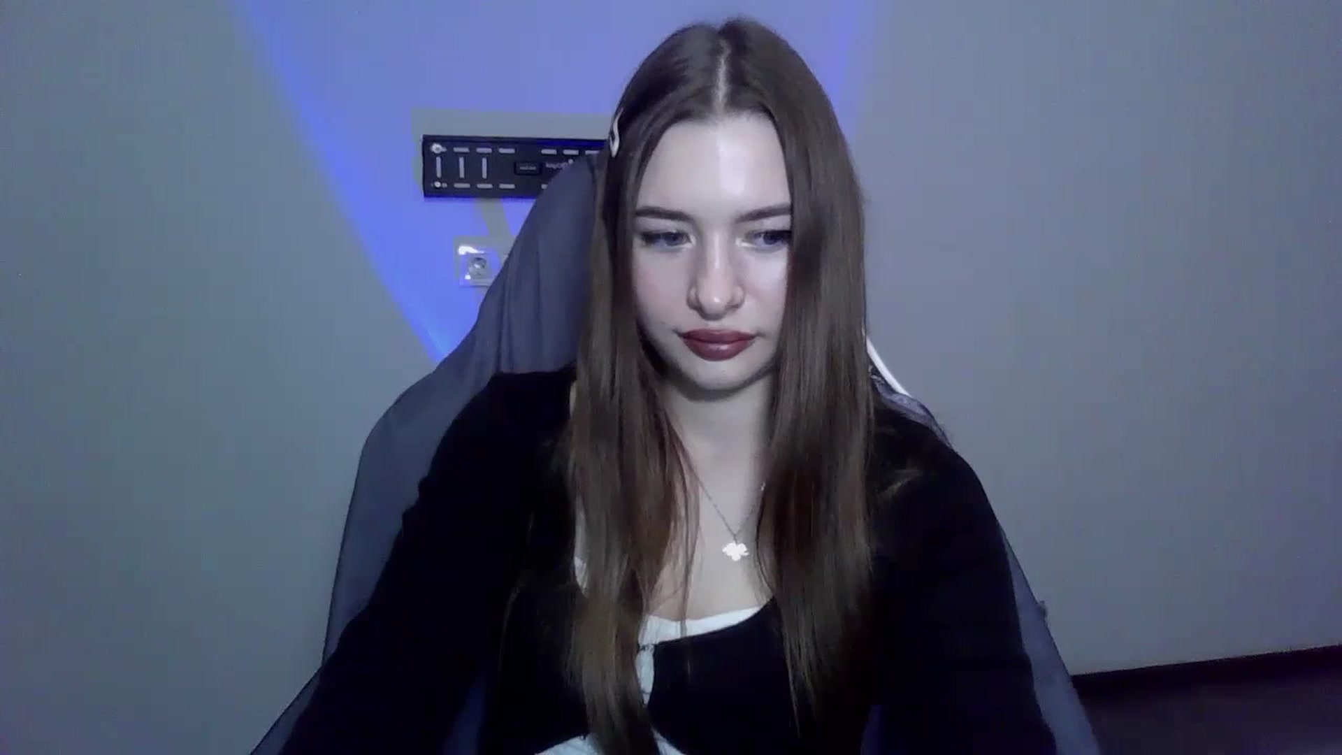 Gallery image thumbnail from DiscoGirl's myfreecams stream on, 10/06/2024, 17:55 image 17 of 20