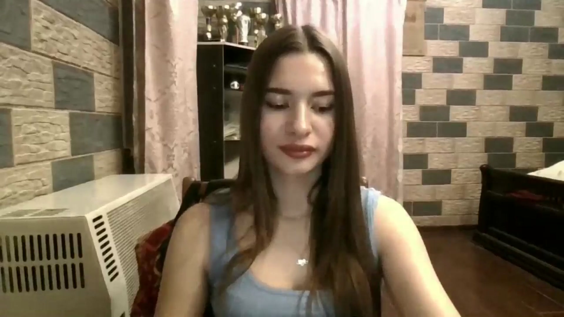 Gallery image thumbnail from DiscoGirl's myfreecams stream on, 10/19/2024, 21:51 image 4 of 20