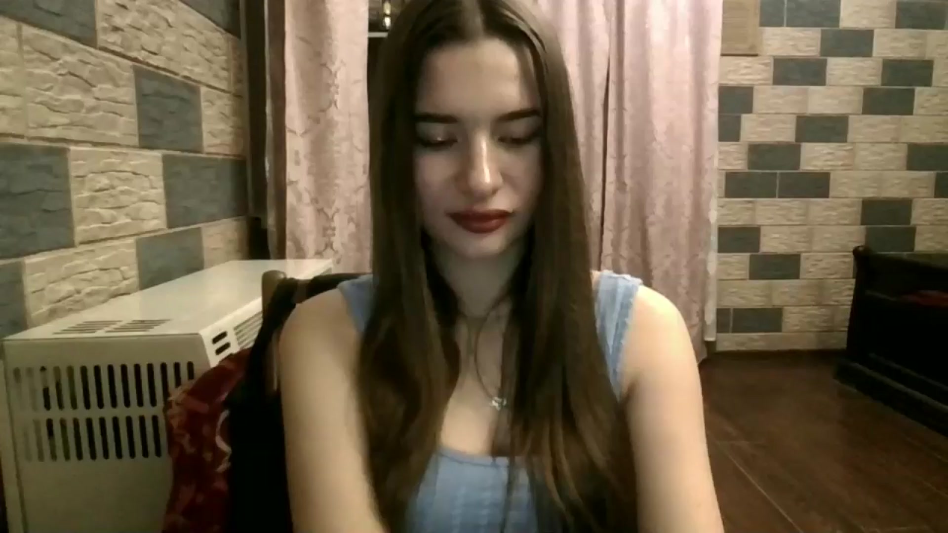 Gallery image thumbnail from DiscoGirl's myfreecams stream on, 10/19/2024, 22:22 image 18 of 20