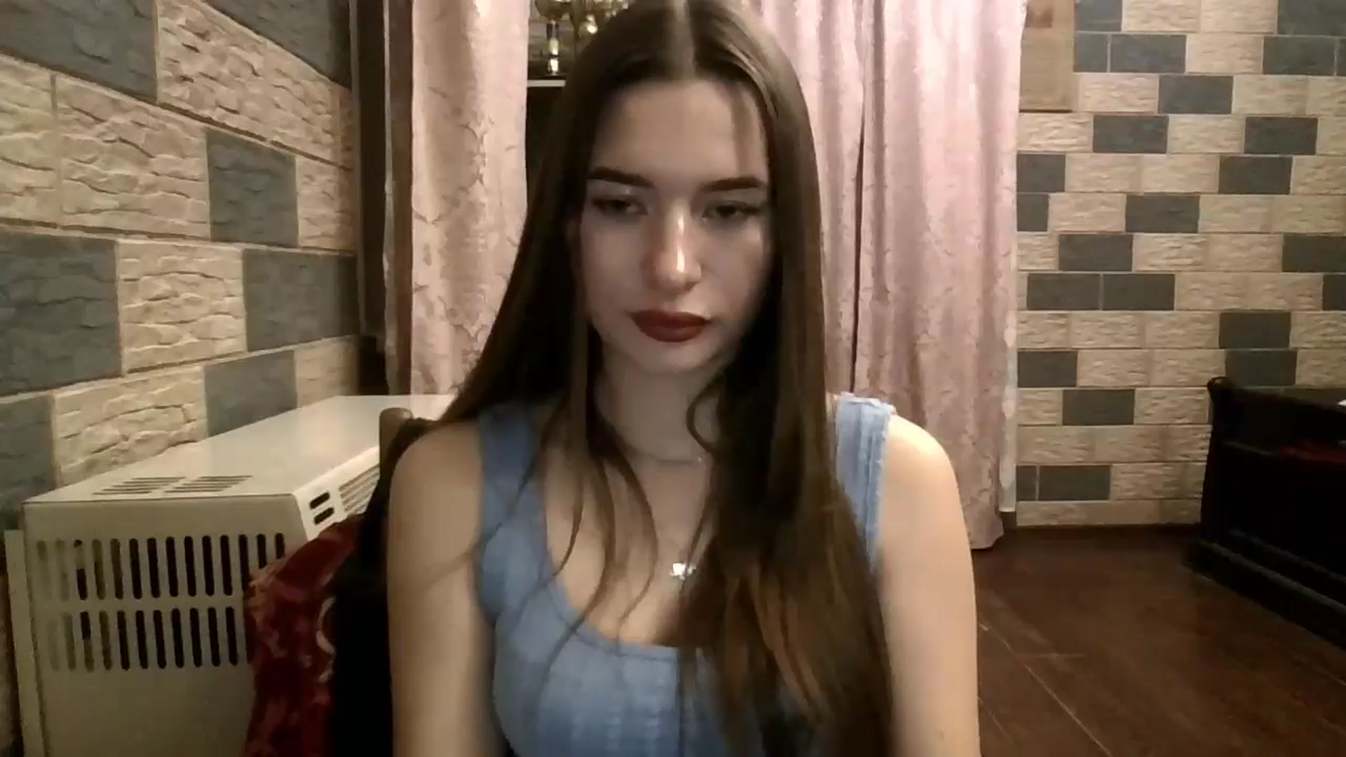 Gallery image thumbnail from DiscoGirl's myfreecams stream on, 10/19/2024, 22:22 image 2 of 20