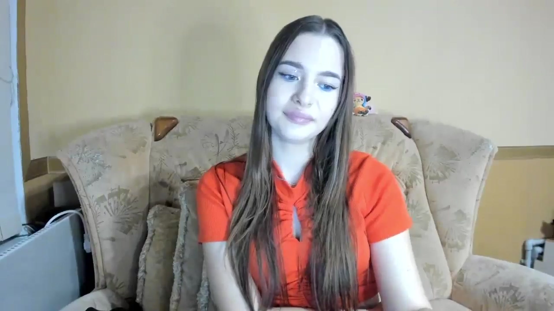 Gallery image thumbnail from DiscoGirl's myfreecams stream on, 10/23/2024, 17:03 image 14 of 20