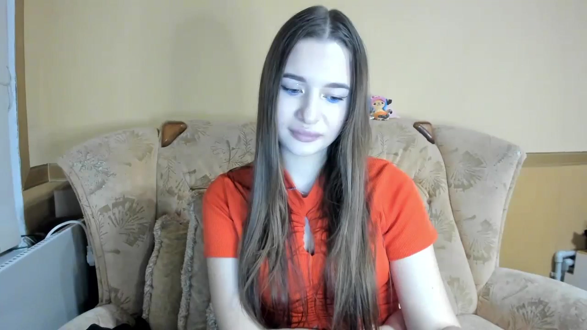 Gallery image thumbnail from DiscoGirl's myfreecams stream on, 10/23/2024, 17:03 image 13 of 20
