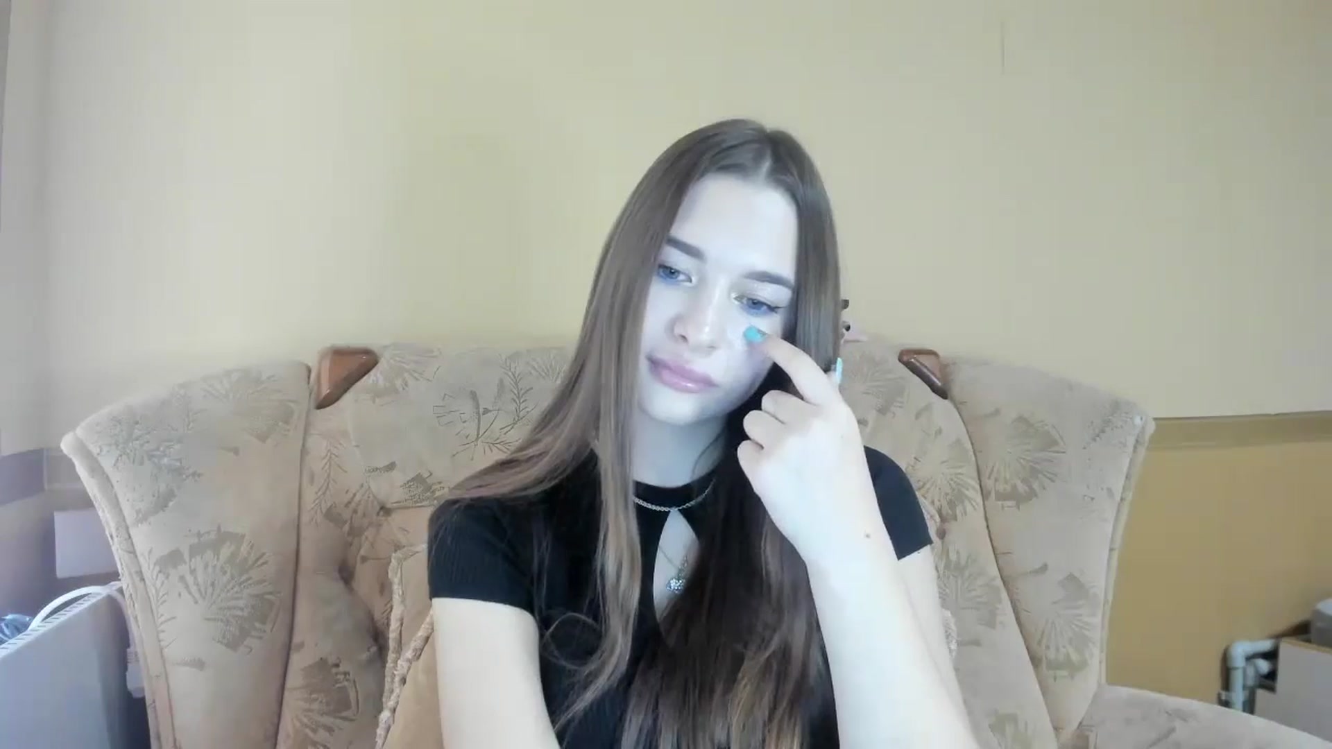 Gallery image thumbnail from DiscoGirl's myfreecams stream on, 10/24/2024, 15:31 image 6 of 20
