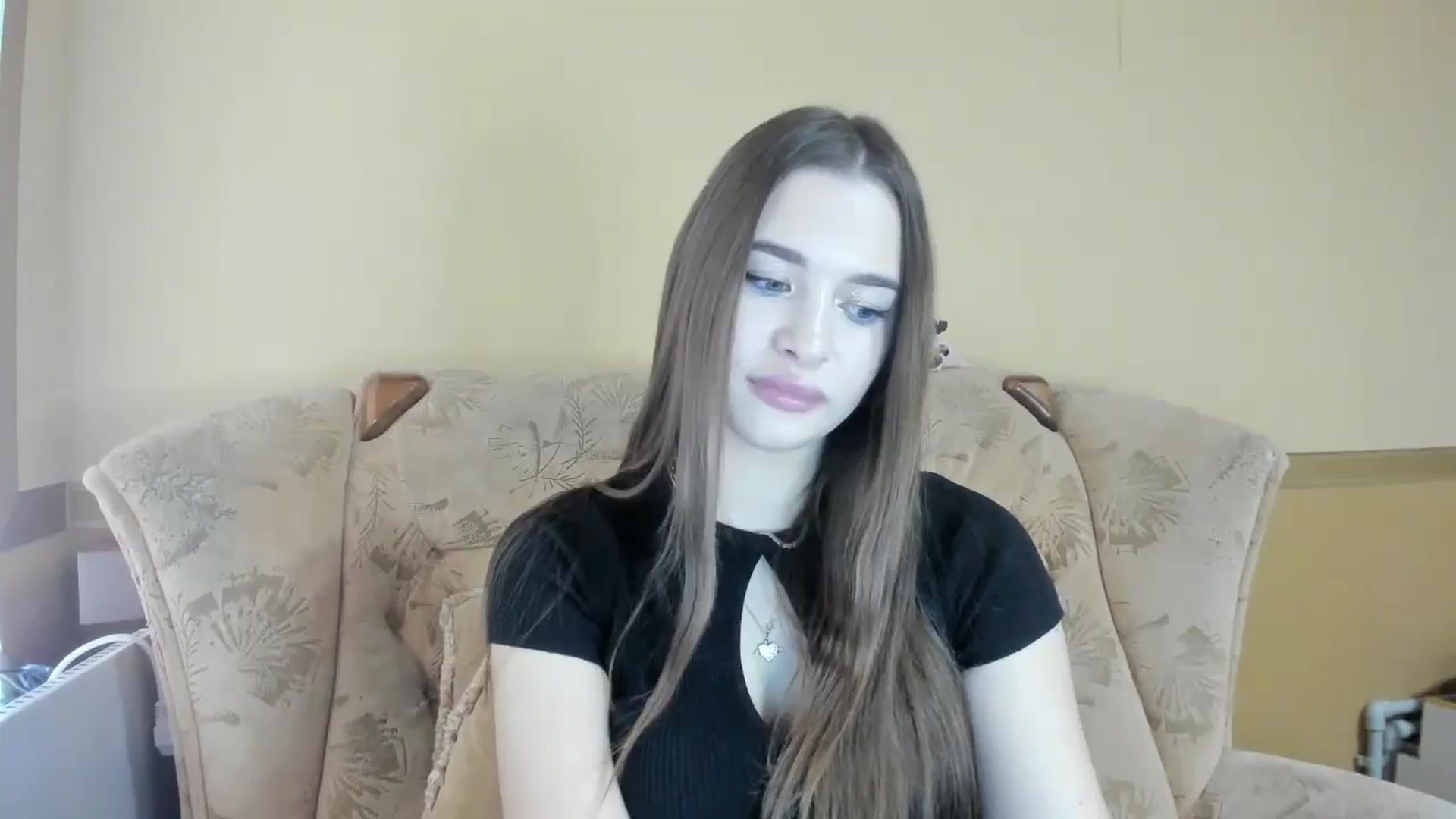 Gallery image thumbnail from DiscoGirl's myfreecams stream on, 10/24/2024, 15:31 image 8 of 20