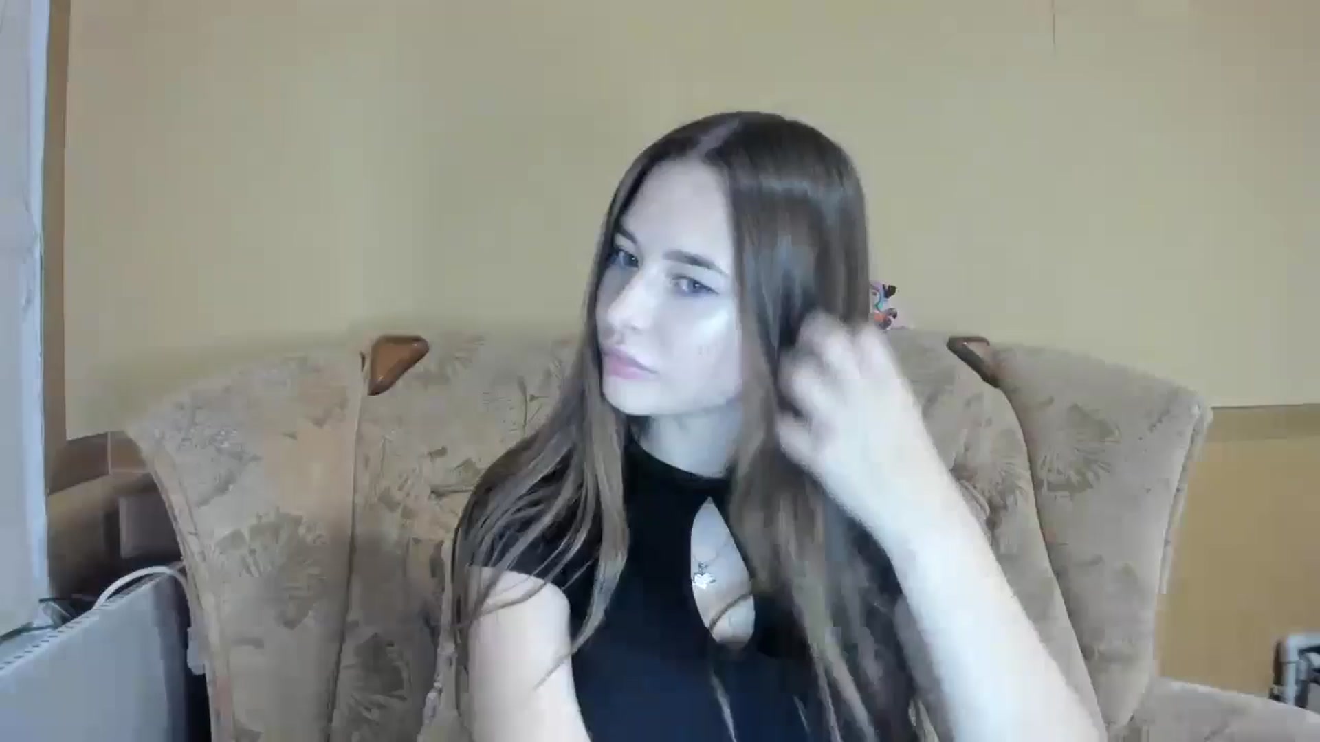 Gallery image thumbnail from DiscoGirl's myfreecams stream on, 10/24/2024, 15:59 image 4 of 20
