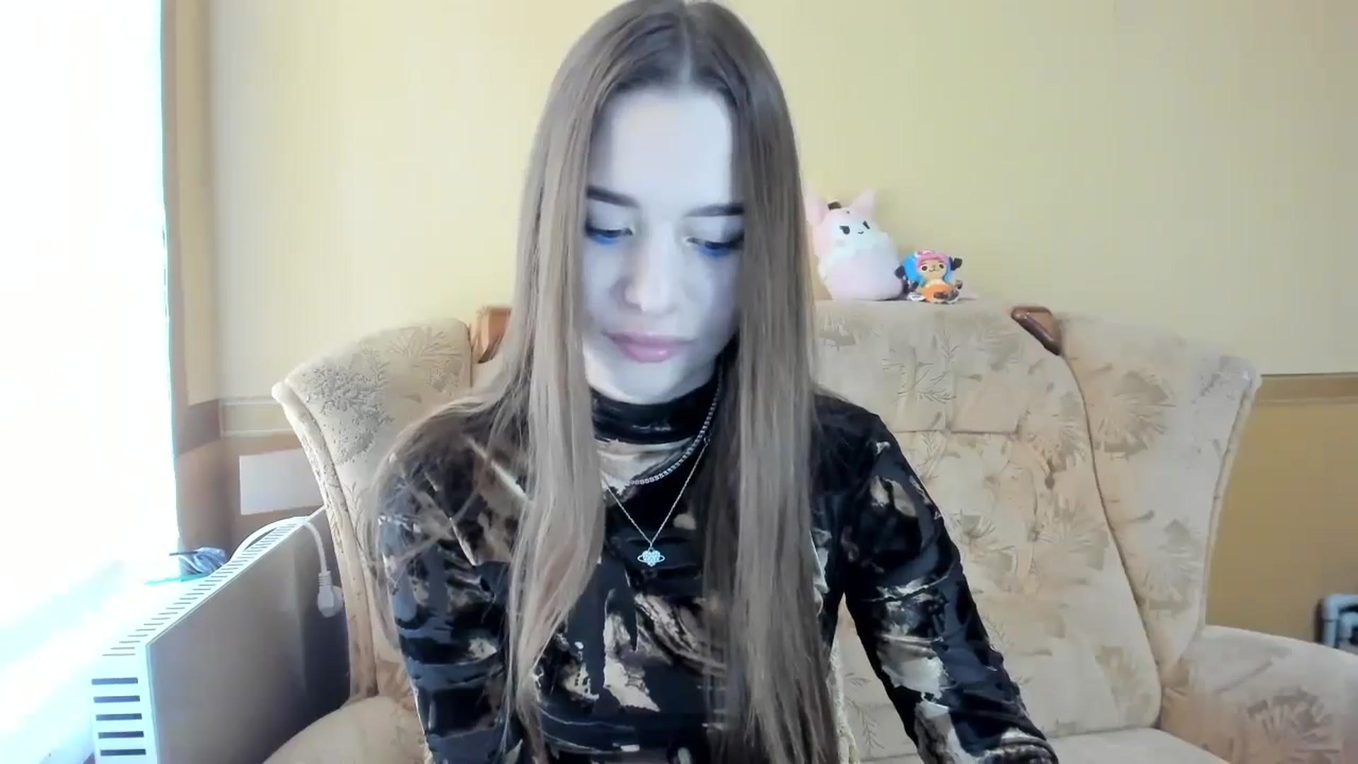 Gallery image thumbnail from DiscoGirl's myfreecams stream on, 10/25/2024, 10:34 image 17 of 20