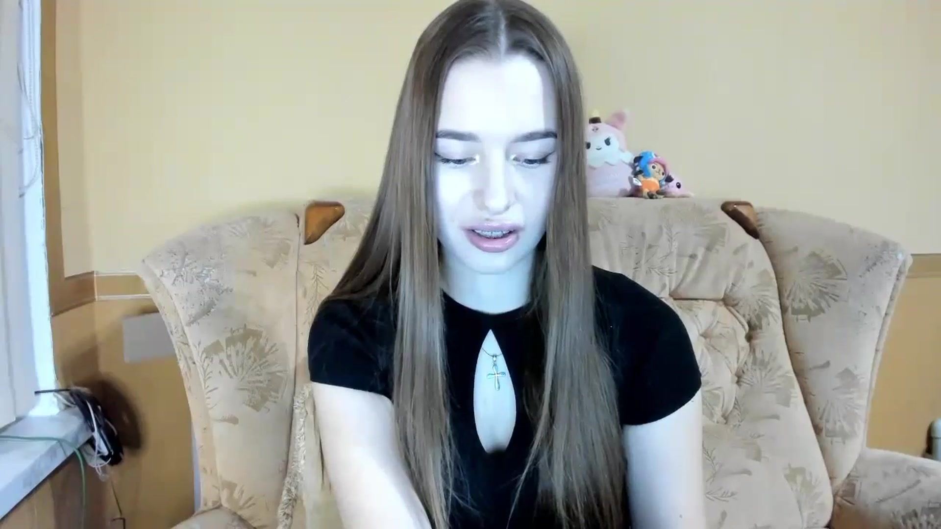 Gallery image thumbnail from DiscoGirl's myfreecams stream on, 11/15/2024, 17:40 image 4 of 20