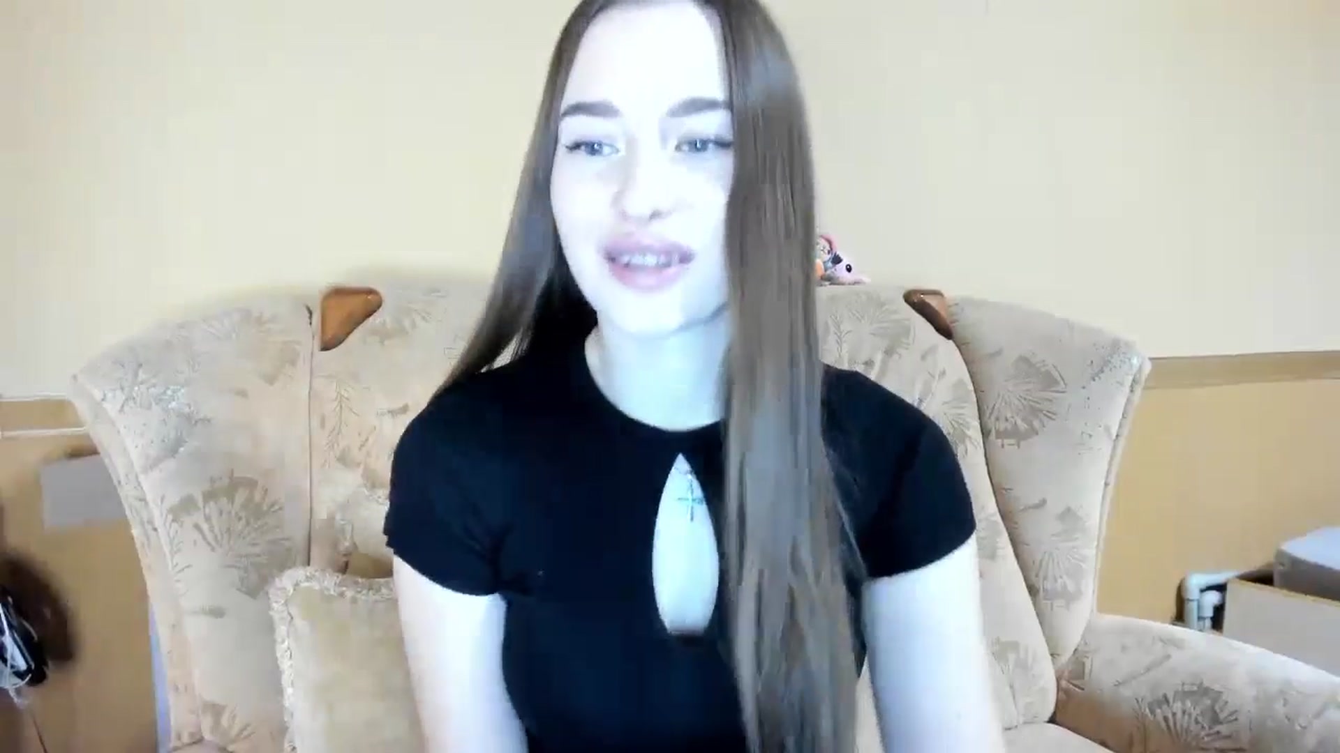 Gallery image thumbnail from DiscoGirl's myfreecams stream on, 11/15/2024, 17:40 image 12 of 20