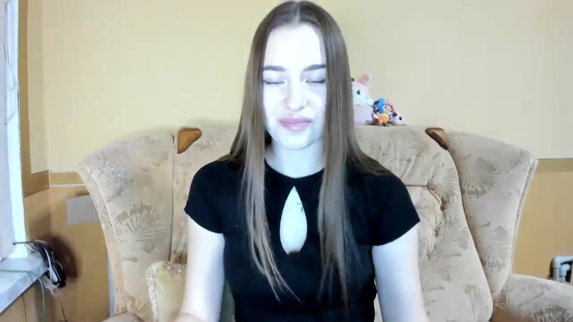 Gallery image thumbnail from DiscoGirl's myfreecams stream on, 11/15/2024, 17:40 image 5 of 20