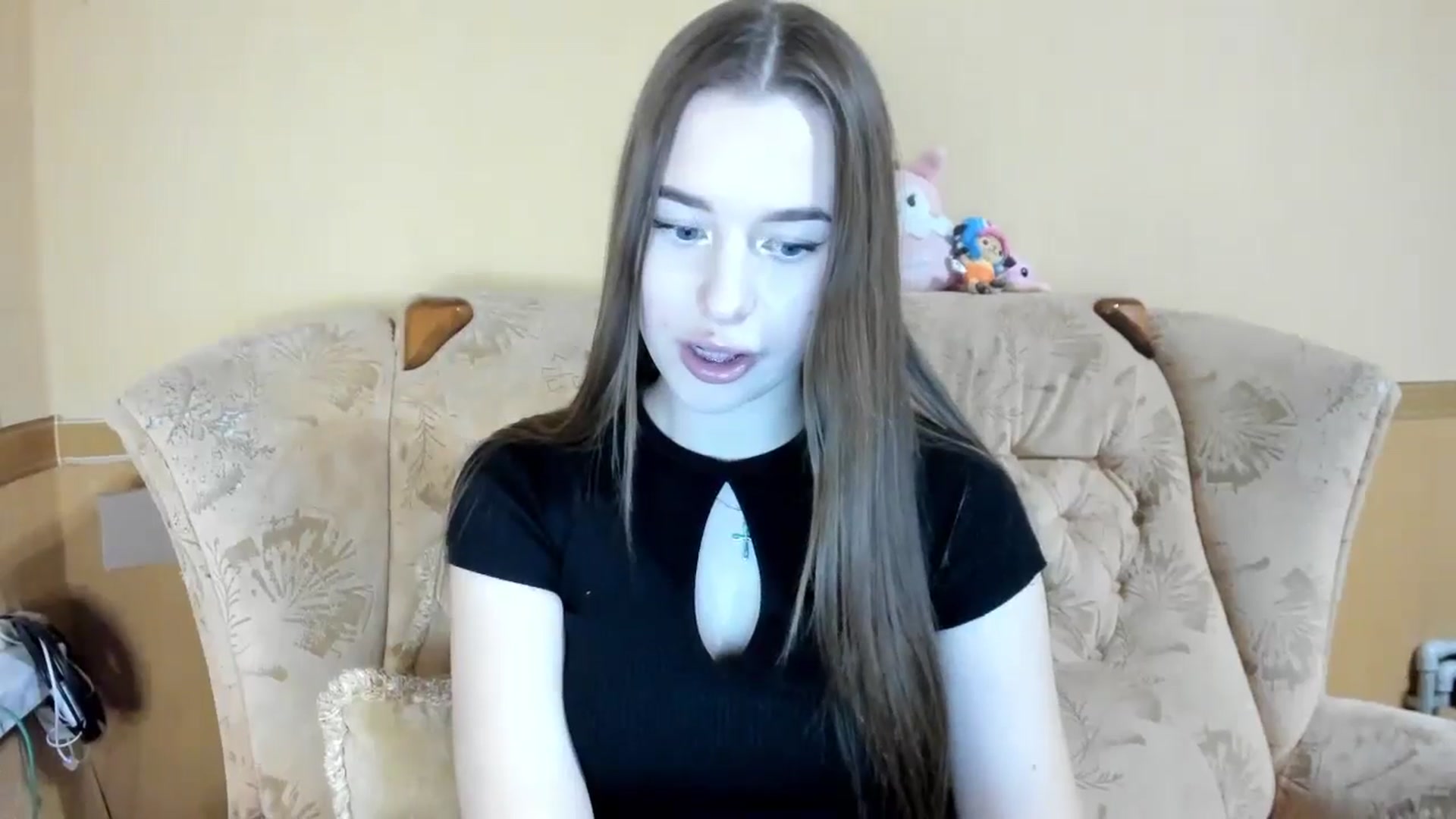 Gallery image thumbnail from DiscoGirl's myfreecams stream on, 11/15/2024, 17:40 image 9 of 20