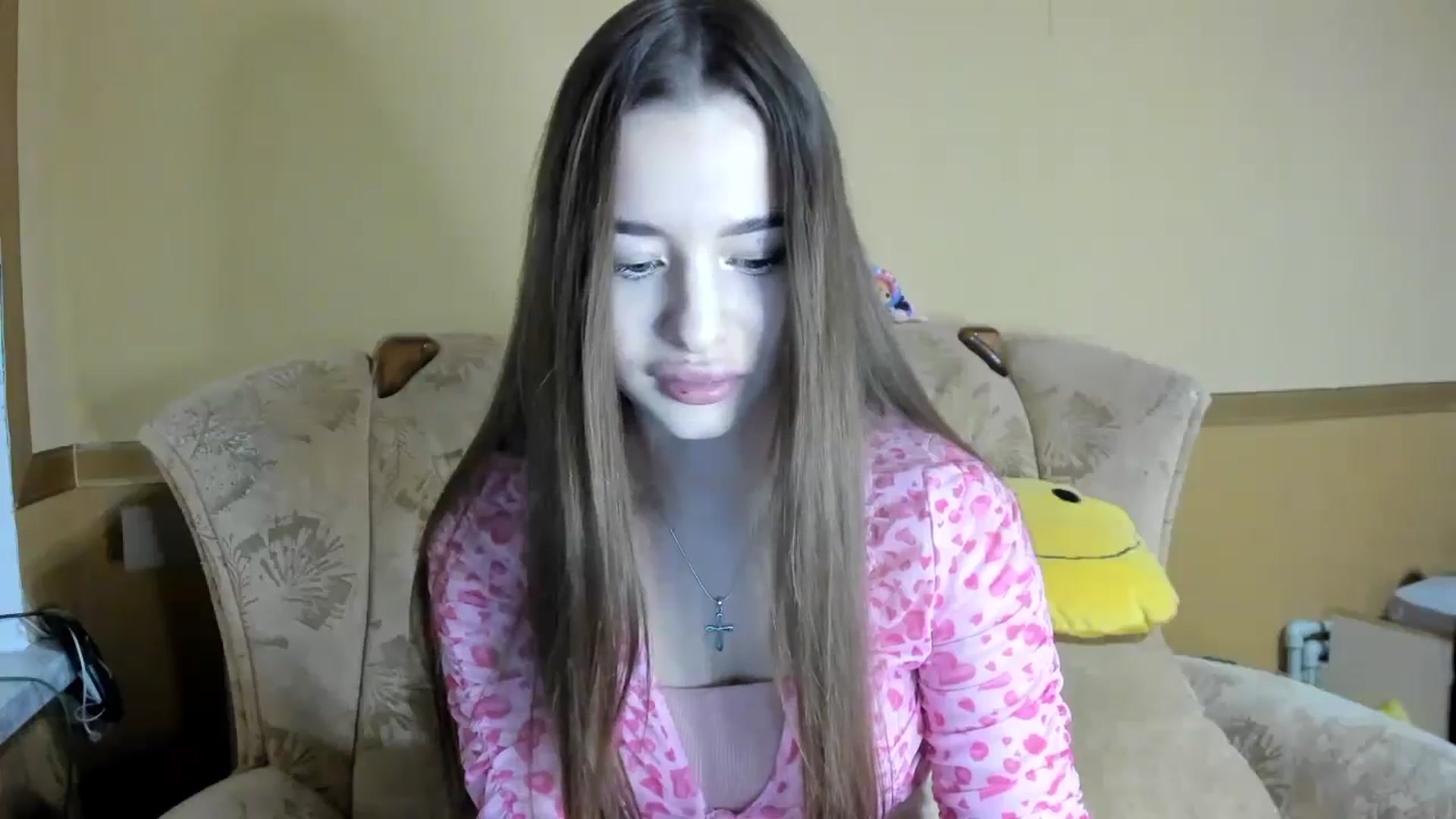 Gallery image thumbnail from DiscoGirl's myfreecams stream on, 11/18/2024, 17:39 image 2 of 20