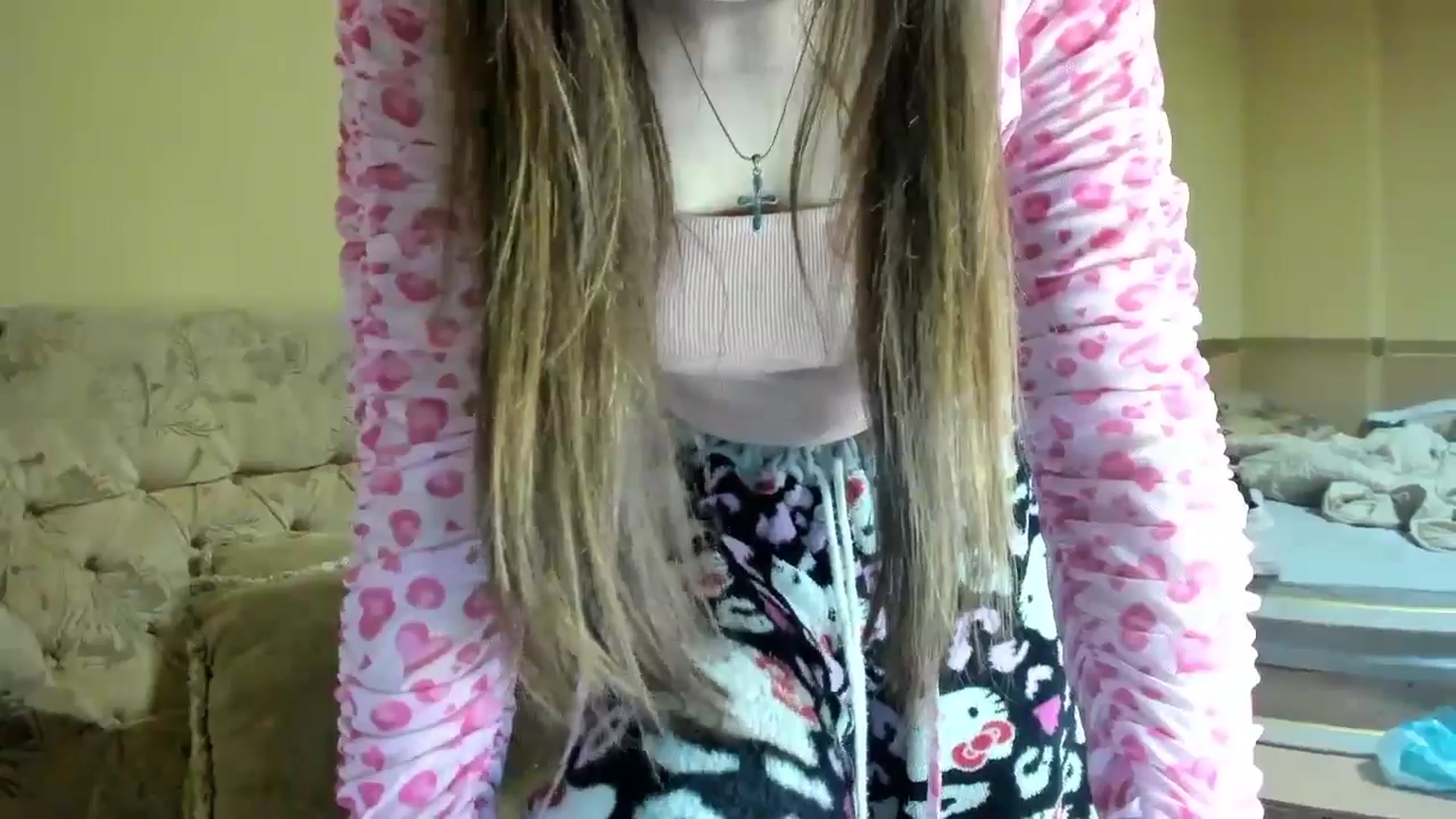 Gallery image thumbnail from DiscoGirl's myfreecams stream on, 11/18/2024, 17:39 image 14 of 20