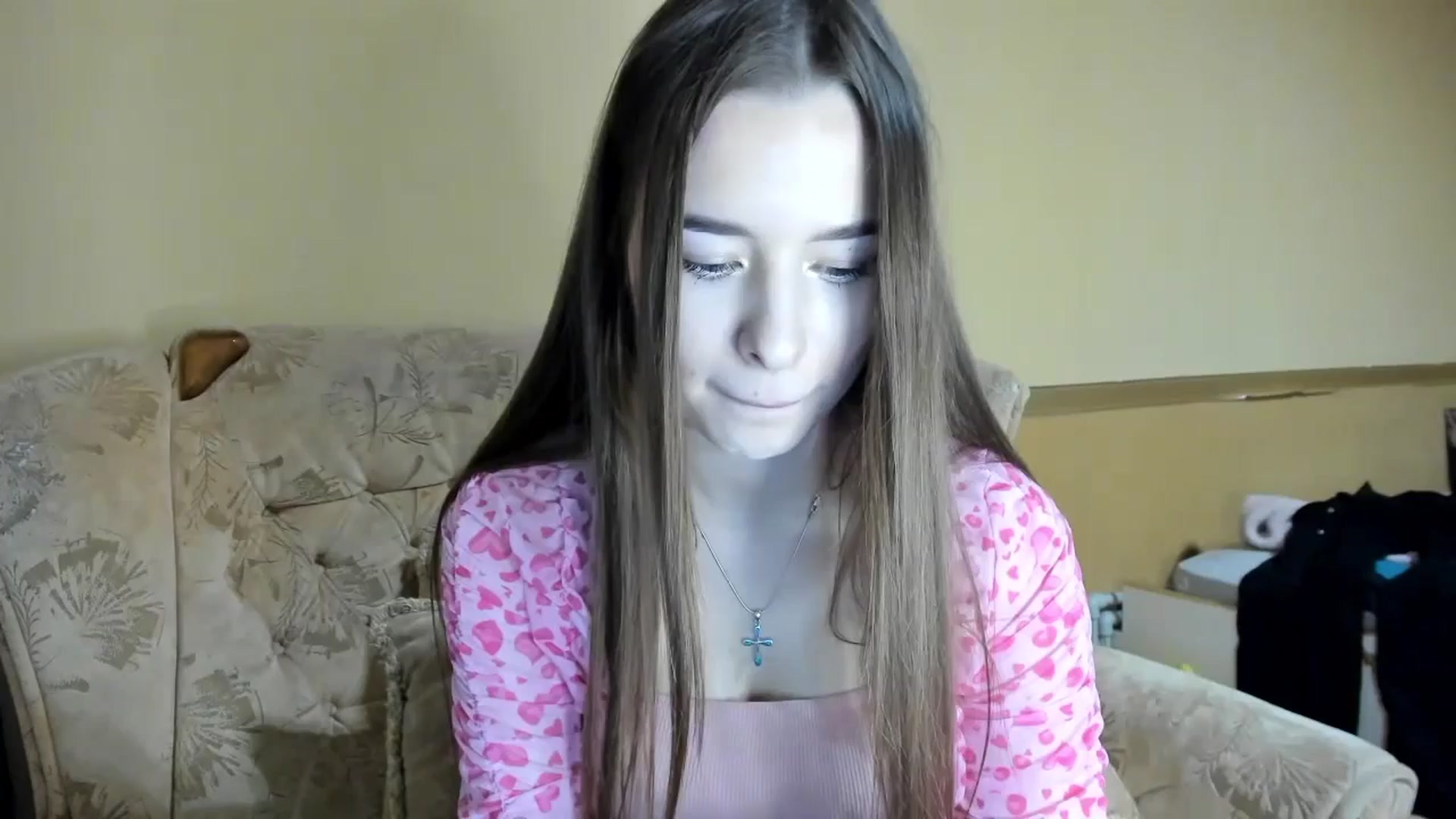 Gallery image thumbnail from DiscoGirl's myfreecams stream on, 11/18/2024, 17:39 image 16 of 20