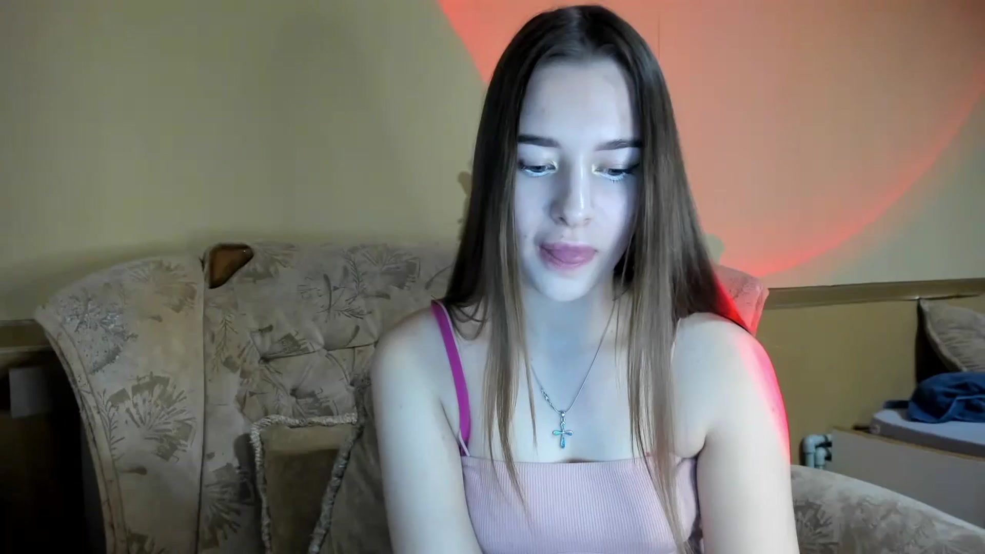 Gallery image thumbnail from DiscoGirl's myfreecams stream on, 11/20/2024, 16:35 image 19 of 20