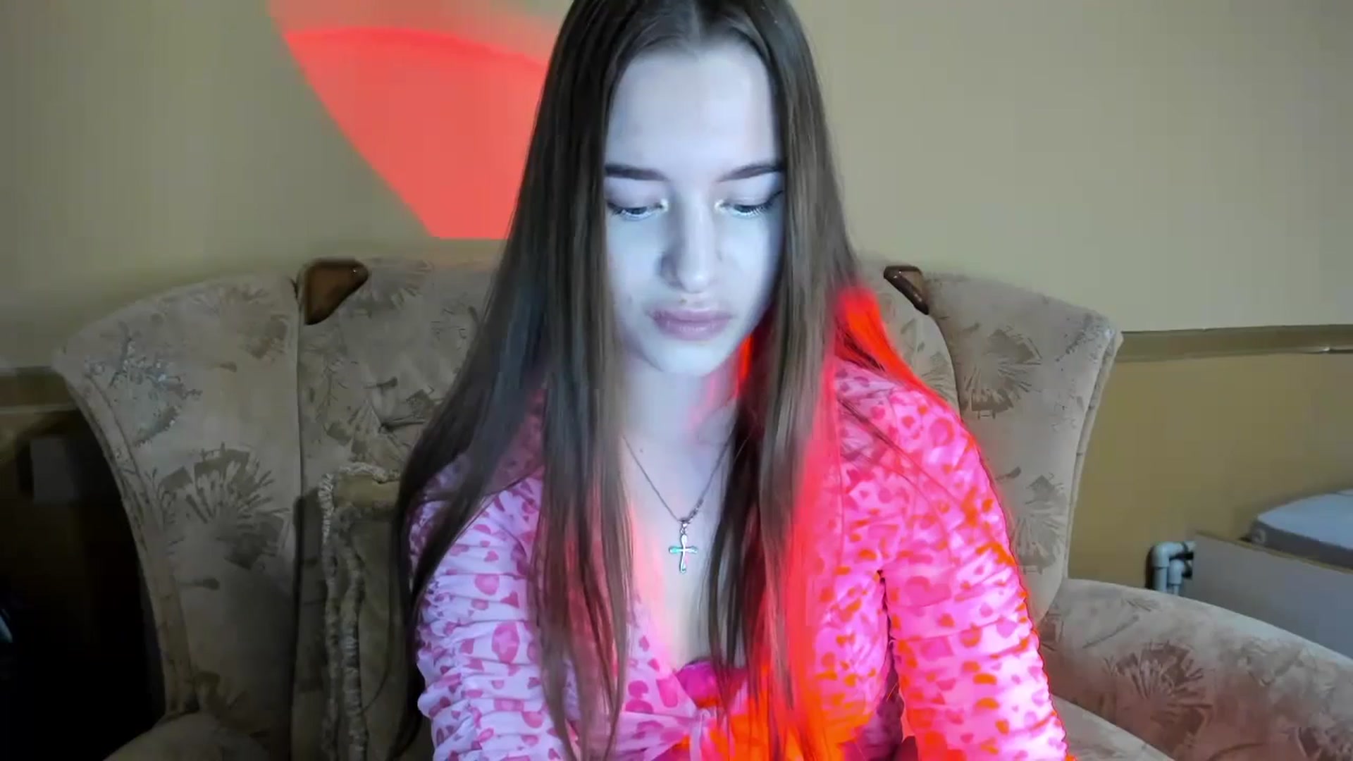 Gallery image thumbnail from DiscoGirl's myfreecams stream on, 11/21/2024, 18:54 image 18 of 20
