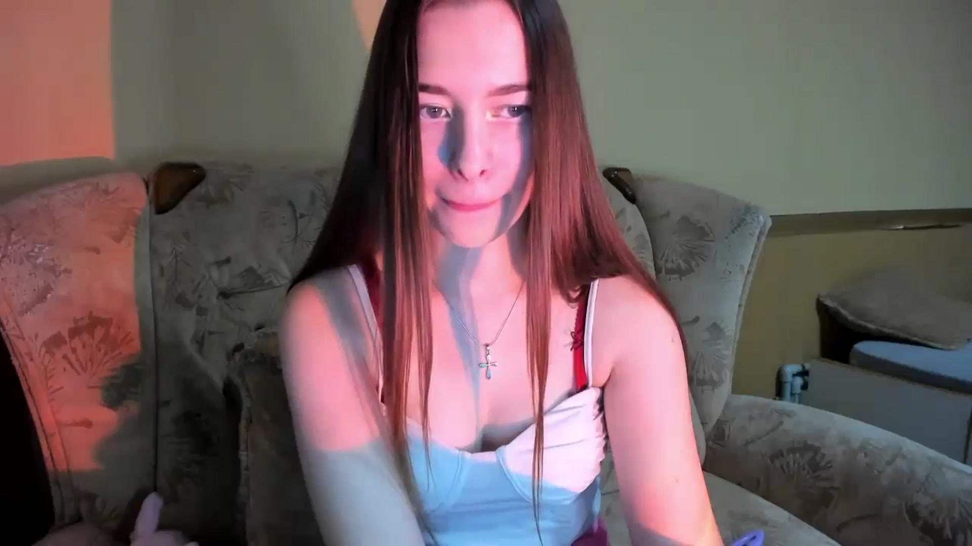 Gallery image thumbnail from DiscoGirl's myfreecams stream on, 11/25/2024, 17:24 image 6 of 20