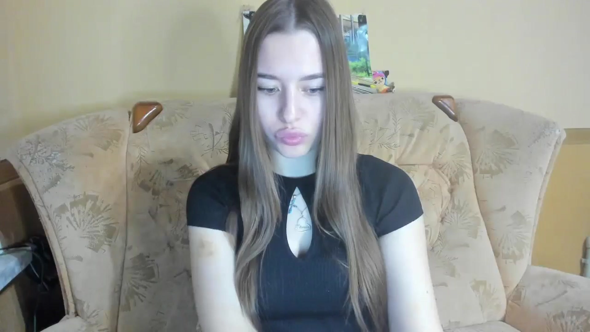 Gallery image thumbnail from DiscoGirl's myfreecams stream on, 12/07/2024, 23:34 image 6 of 20