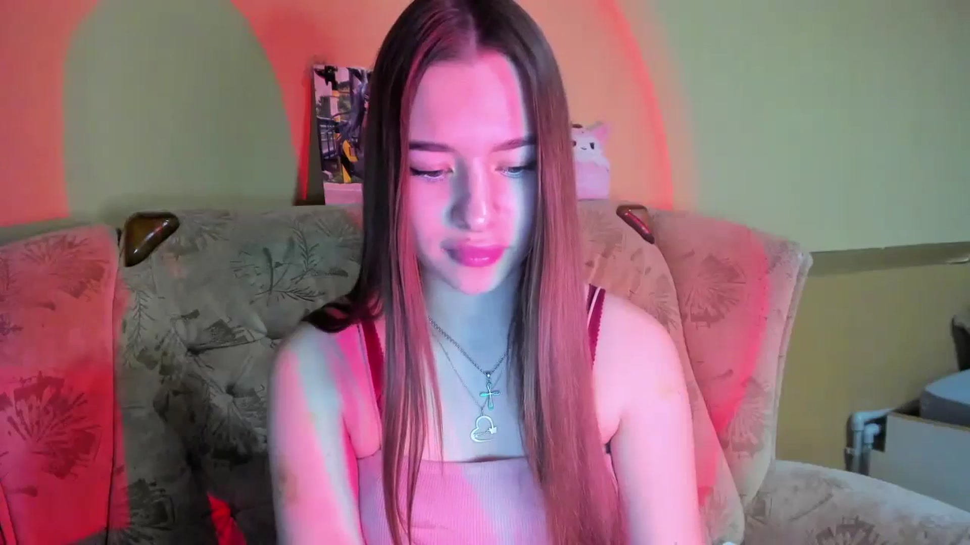 Gallery image thumbnail from DiscoGirl's myfreecams stream on, 12/08/2024, 15:42 image 12 of 20