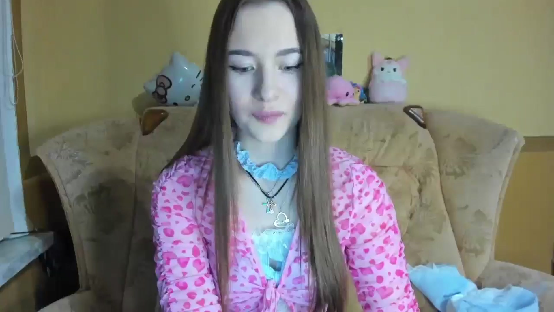 Gallery image thumbnail from DiscoGirl's myfreecams stream on, 12/13/2024, 20:16 image 16 of 20