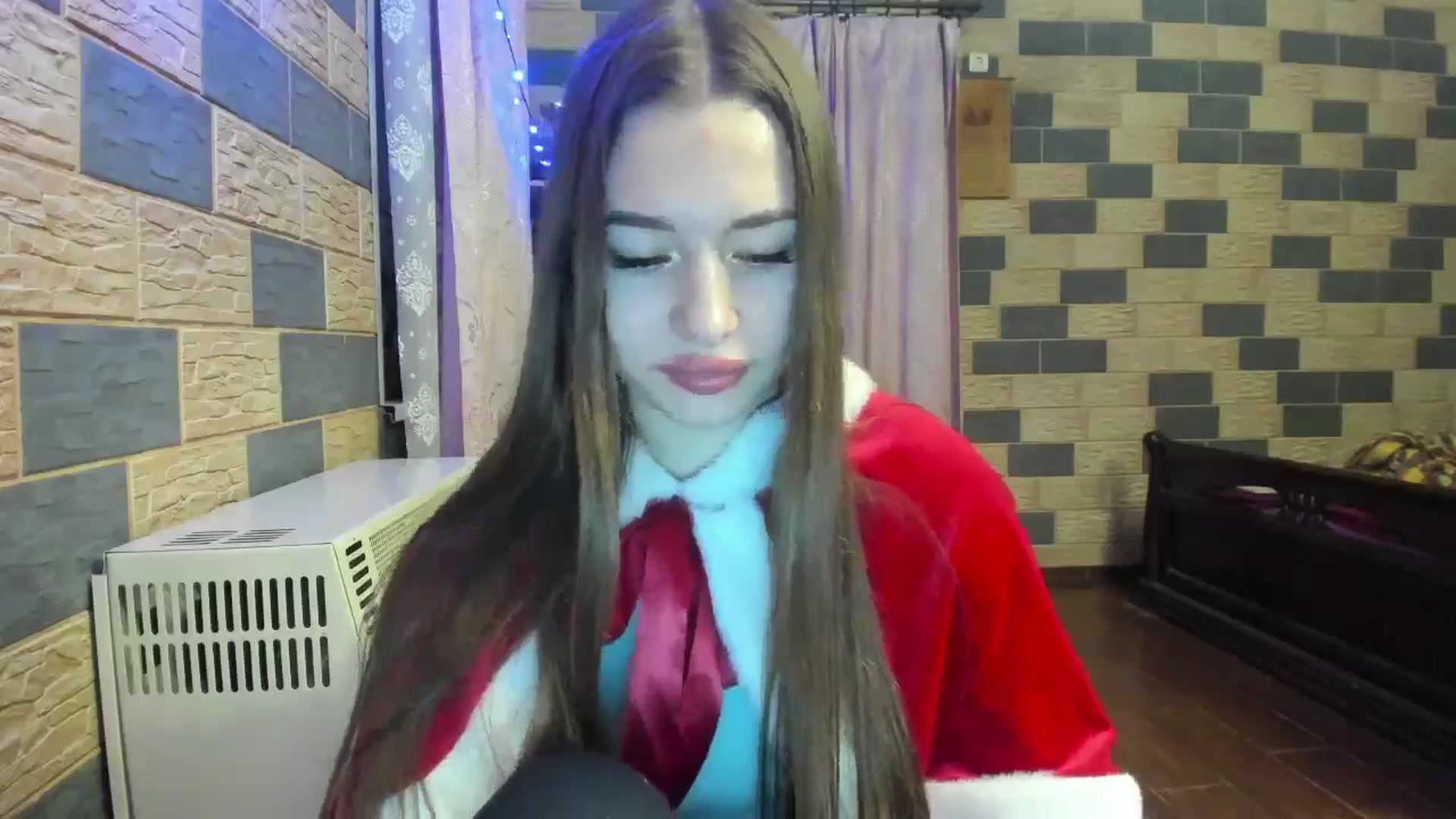 Gallery image thumbnail from DiscoGirl's myfreecams stream on, 12/19/2024, 22:07 image 4 of 20