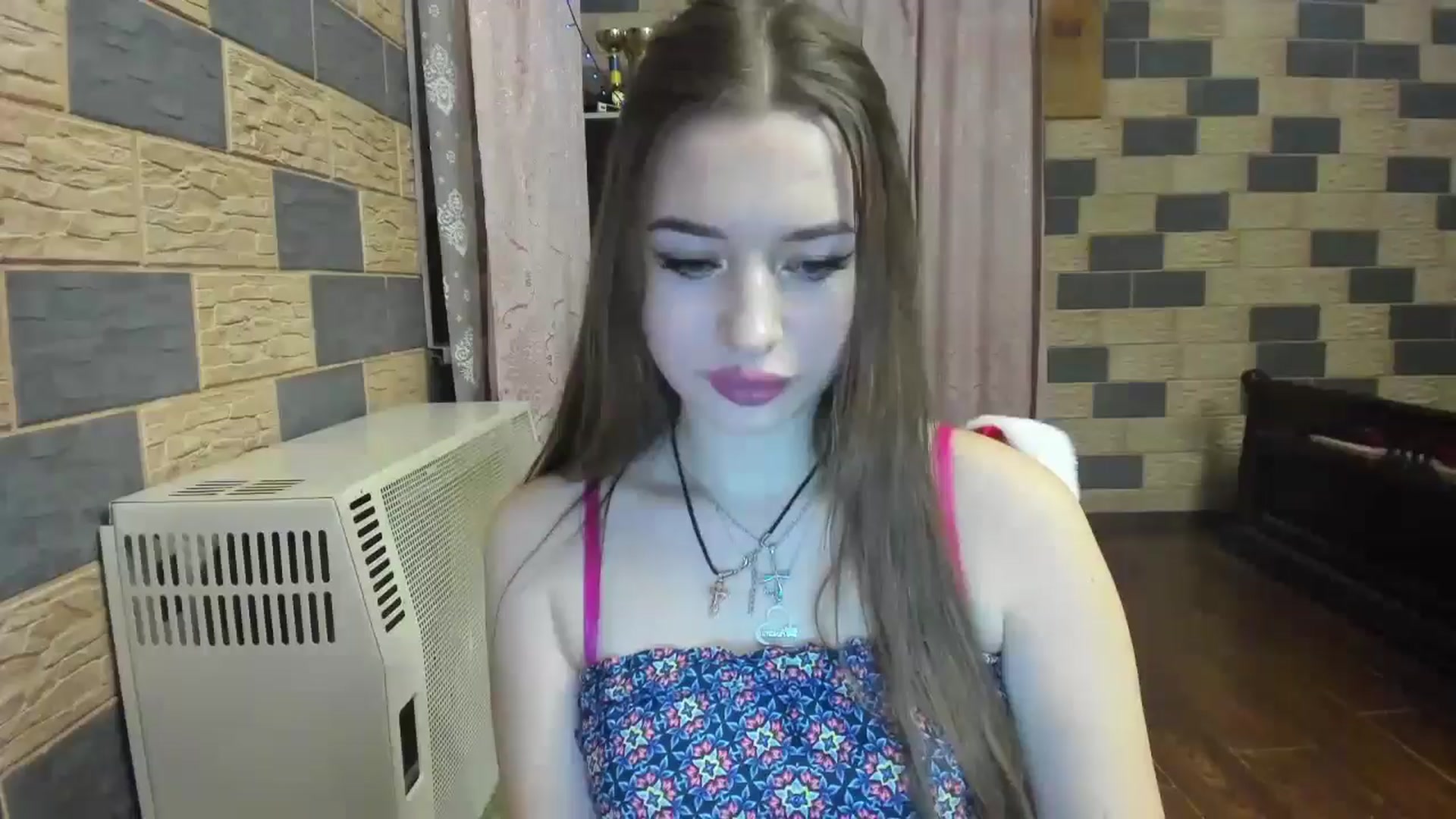 Gallery image thumbnail from DiscoGirl's myfreecams stream on, 12/21/2024, 22:09 image 1 of 20