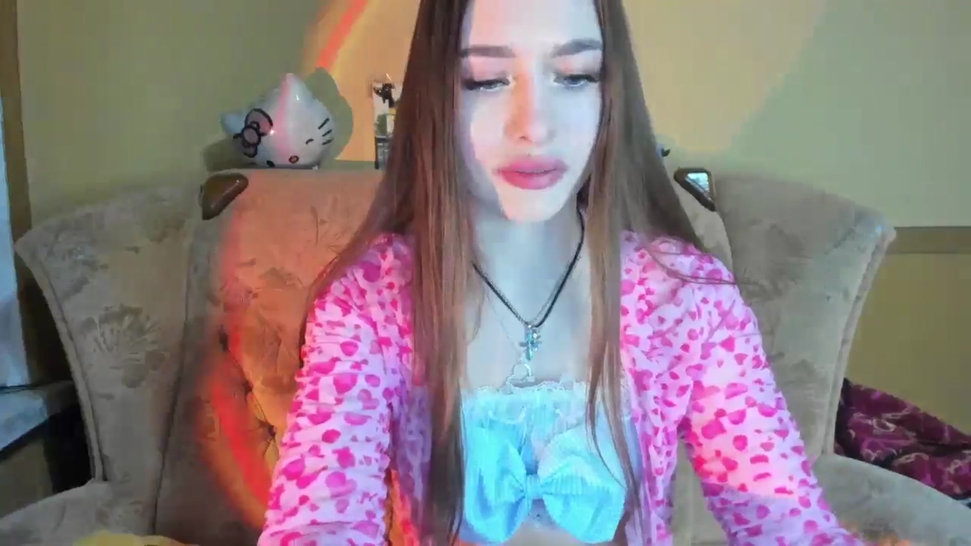 Gallery image thumbnail from DiscoGirl's myfreecams stream on, 12/24/2024, 15:20 image 7 of 20