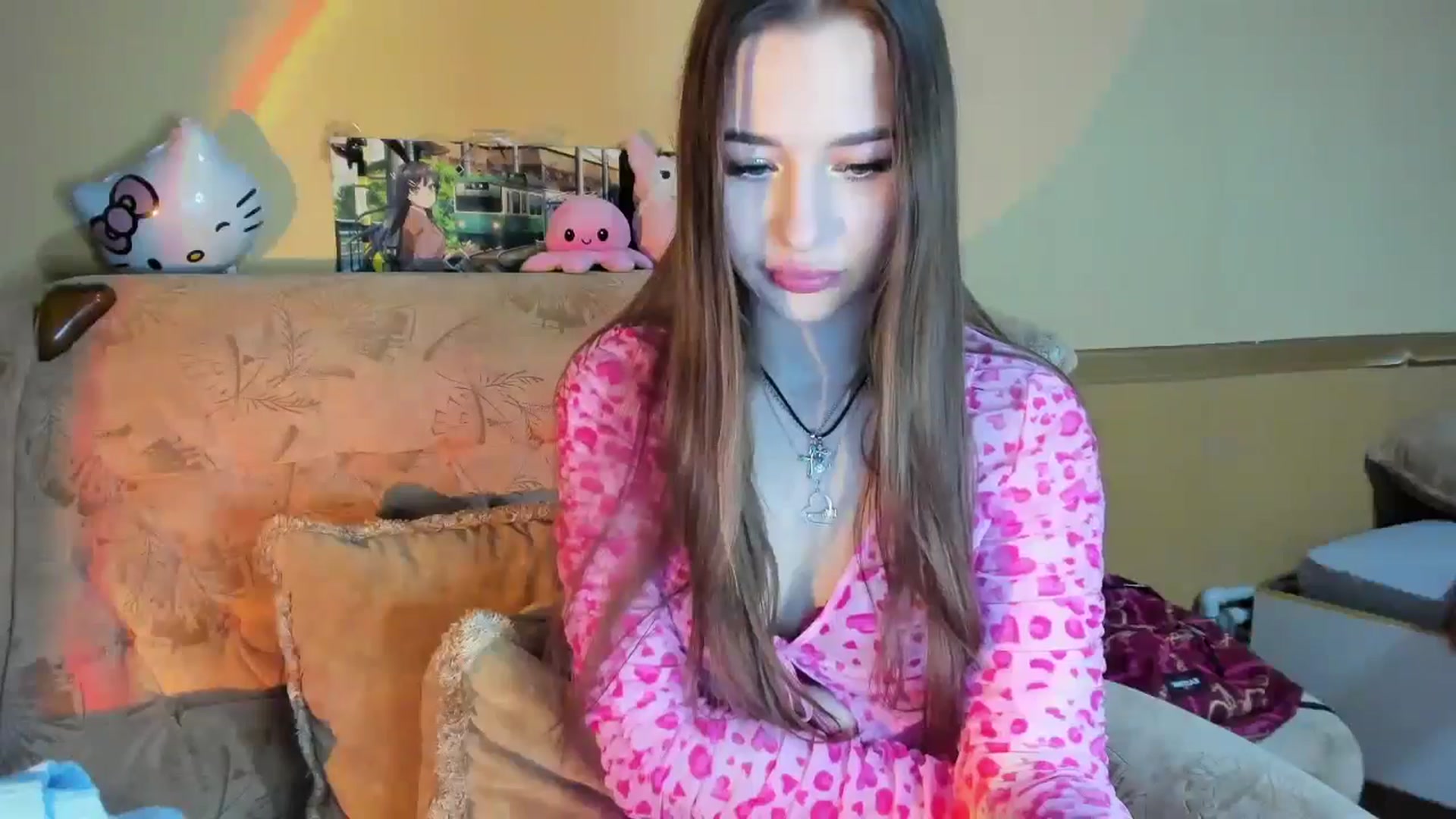 Gallery image thumbnail from DiscoGirl's myfreecams stream on, 12/24/2024, 17:07 image 15 of 20