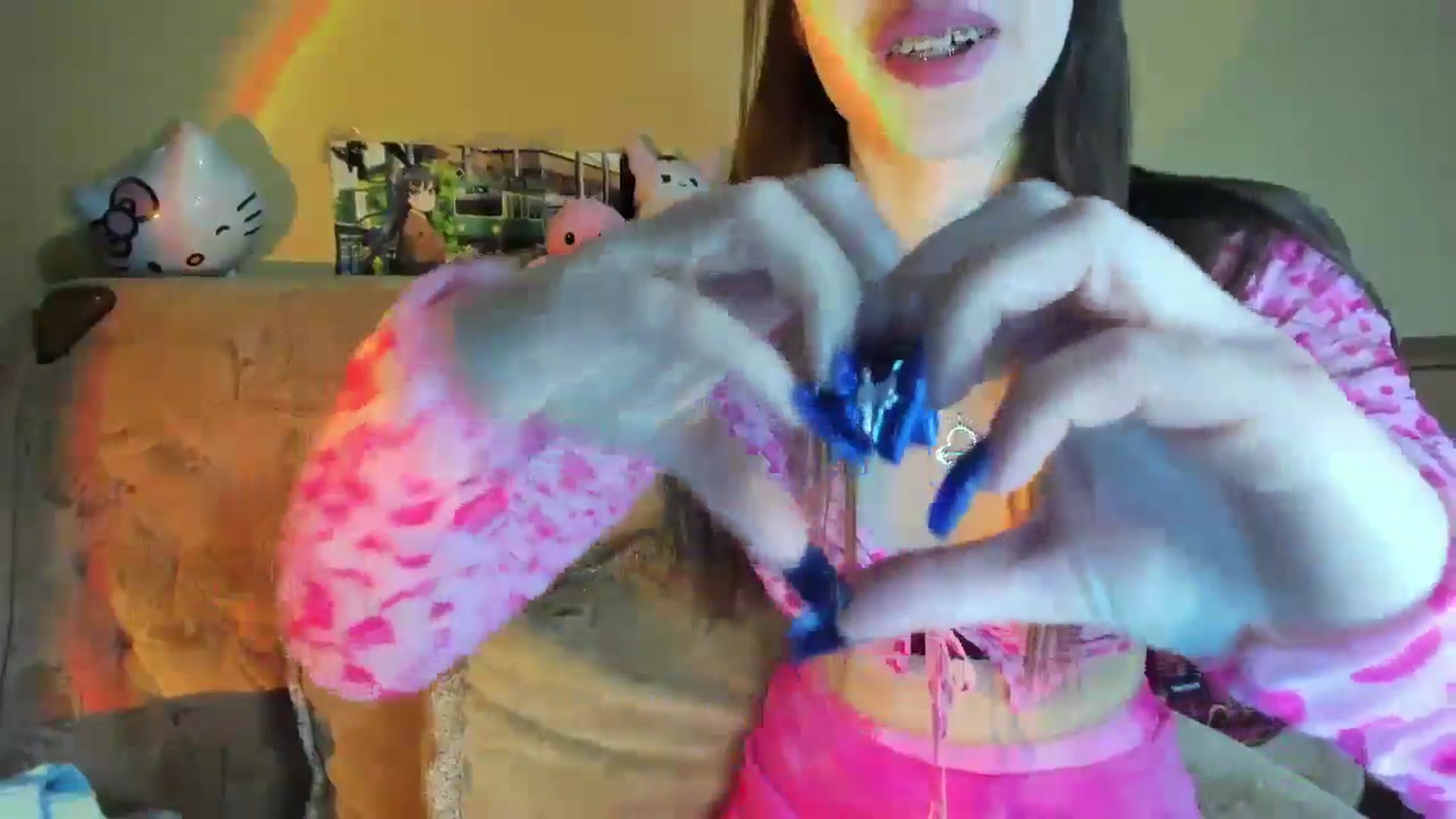 Gallery image thumbnail from DiscoGirl's myfreecams stream on, 12/24/2024, 17:07 image 13 of 20