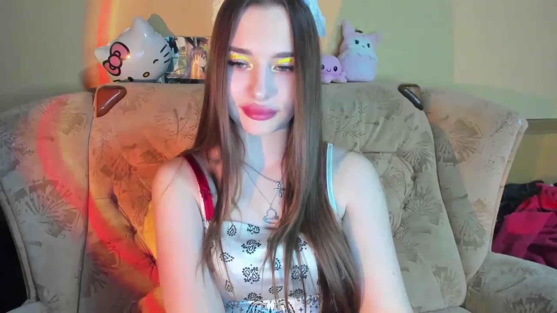 Gallery image thumbnail from DiscoGirl's myfreecams stream on, 01/03/2025, 17:20 image 12 of 20