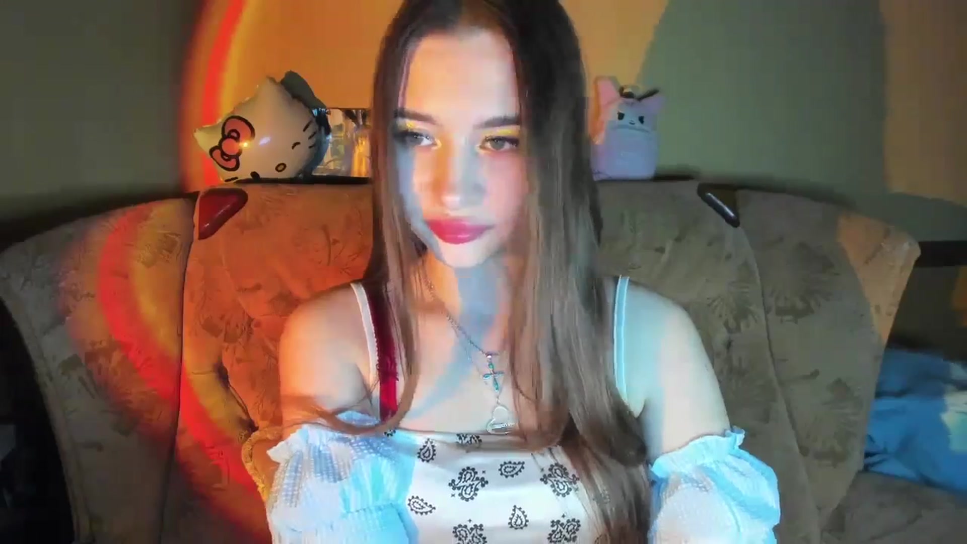 Gallery image thumbnail from DiscoGirl's myfreecams stream on, 01/04/2025, 16:33 image 2 of 20
